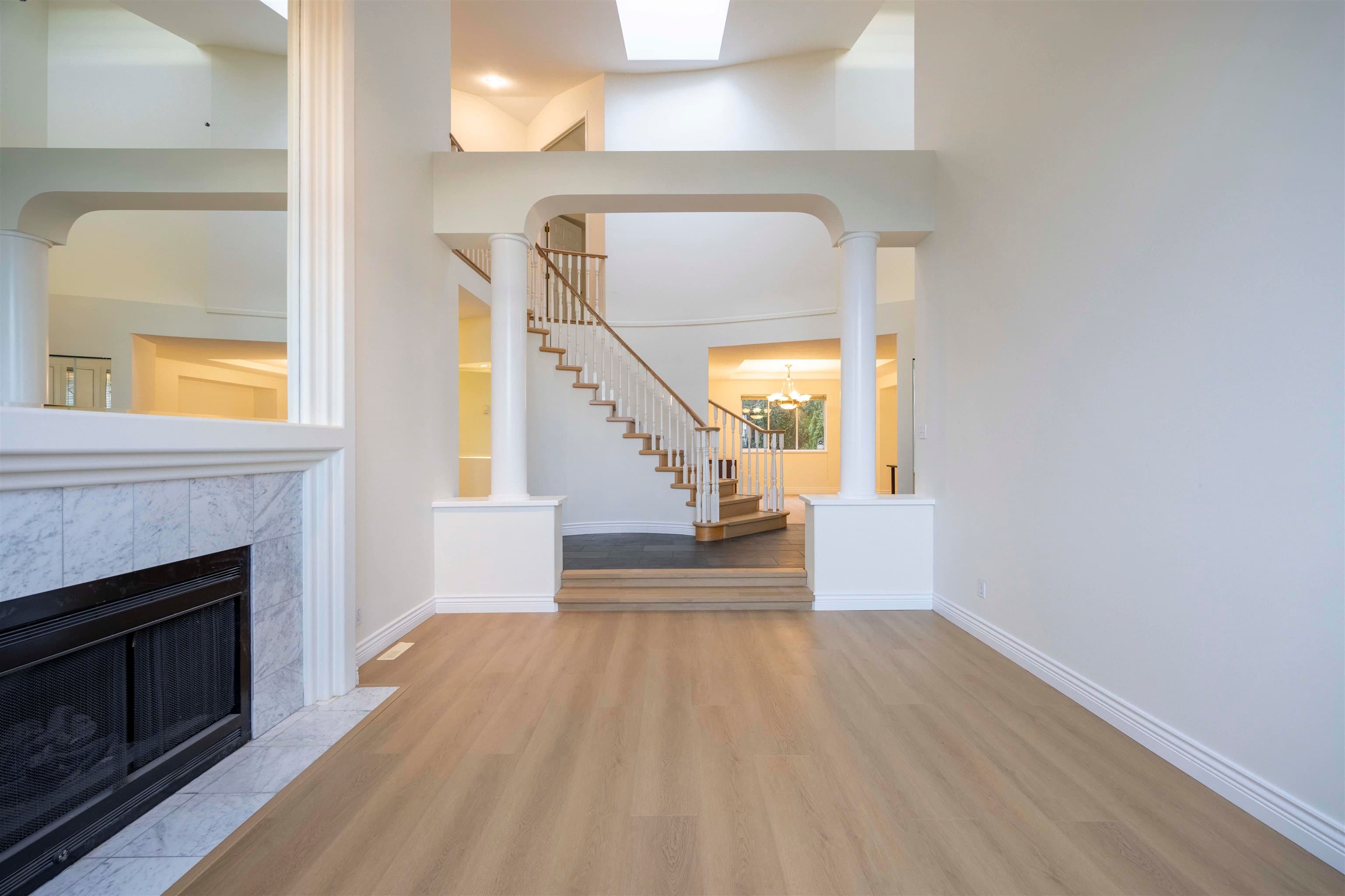 1569 Manzanita Court, Coquitlam, V3E 2Y2 — photo 2