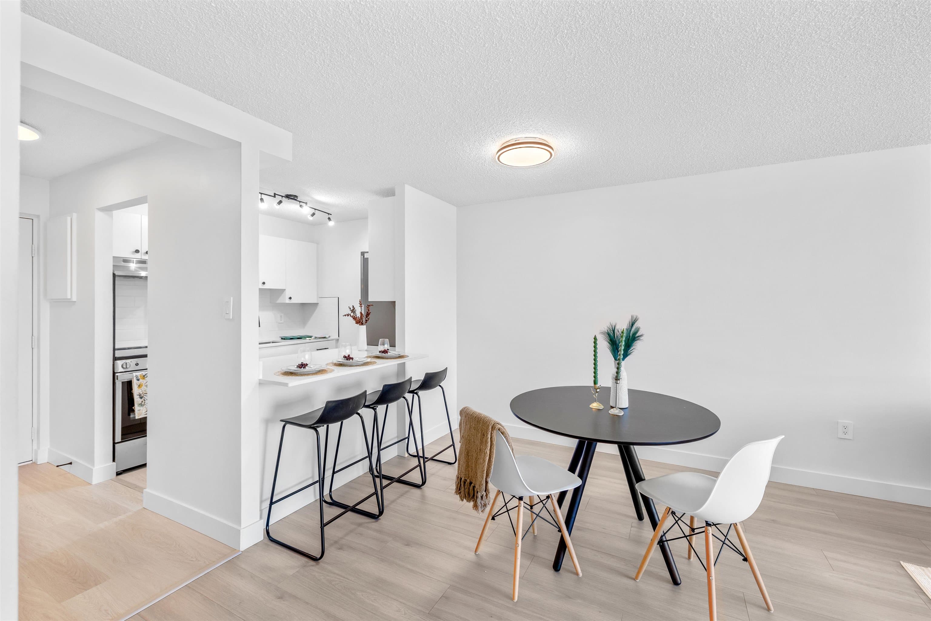 407 - 6611 Minoru Boulevard, Richmond, V6Y 1Y9 — photo 5