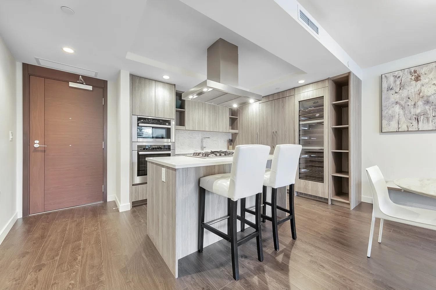 1008 - 1768 Cook Street, Vancouver, V5Y 0N3 — photo 4