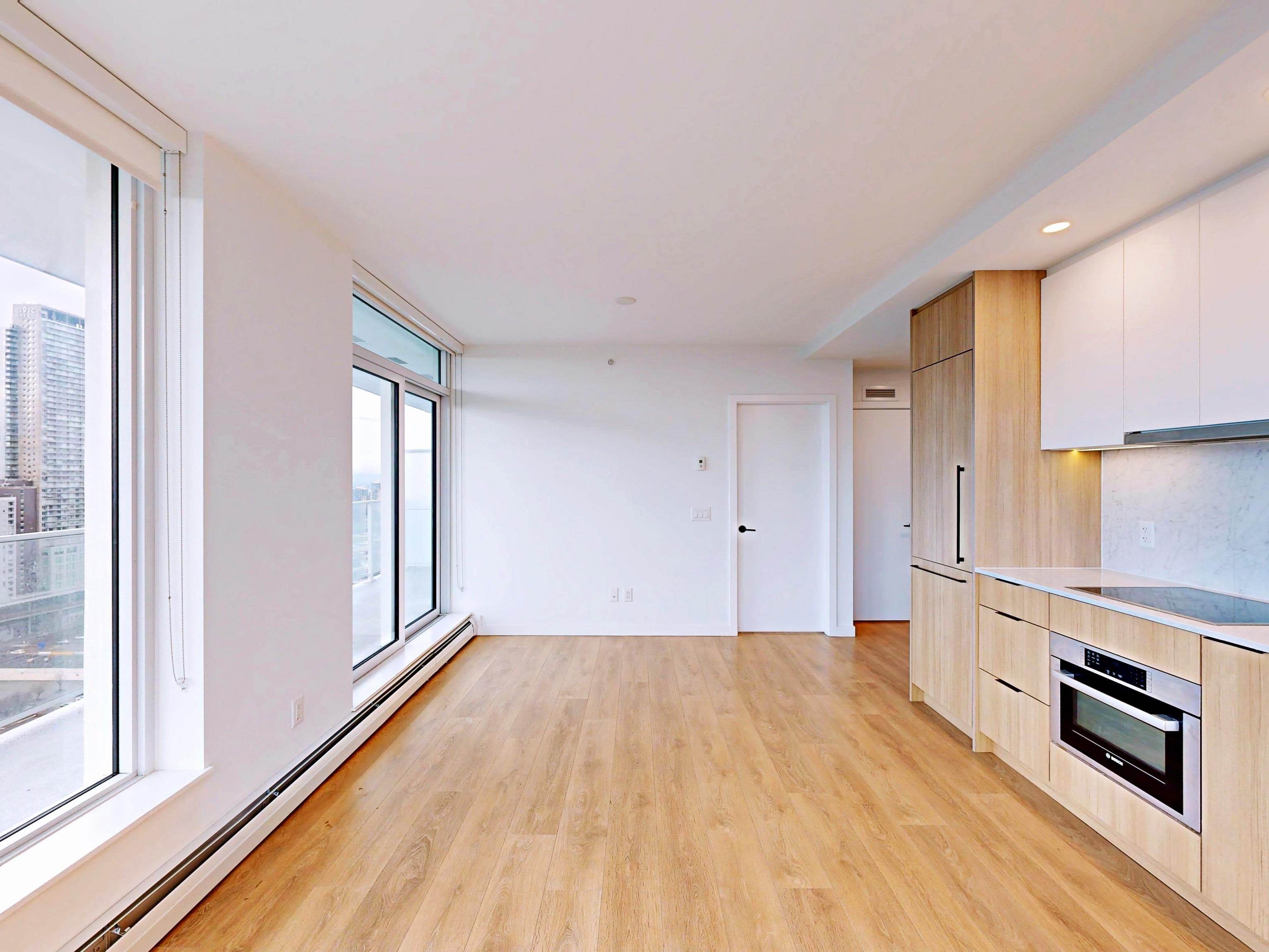 2708 - 13685 102 Avenue, Surrey, V3T 0S2 — photo 4