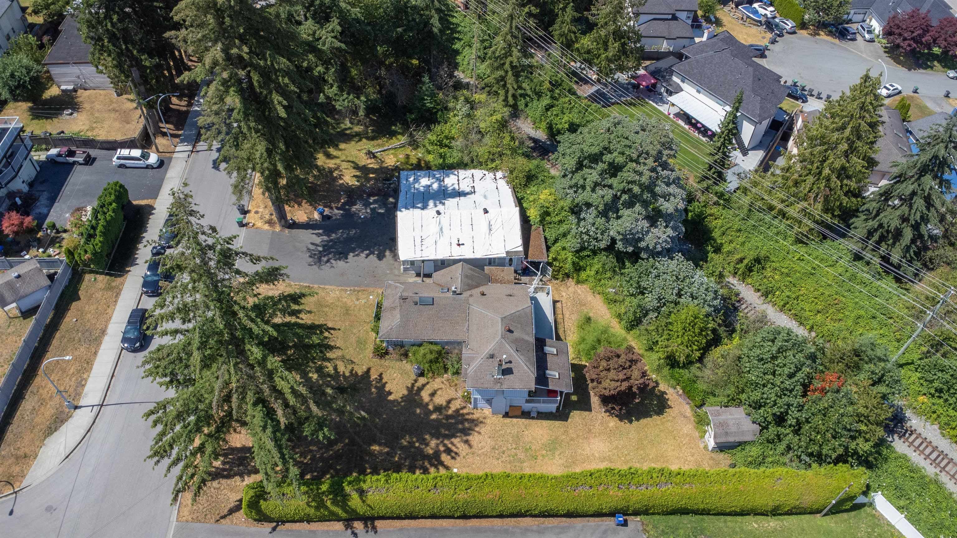 12129 100 Avenue, Surrey, V3V 2W7 — photo 3