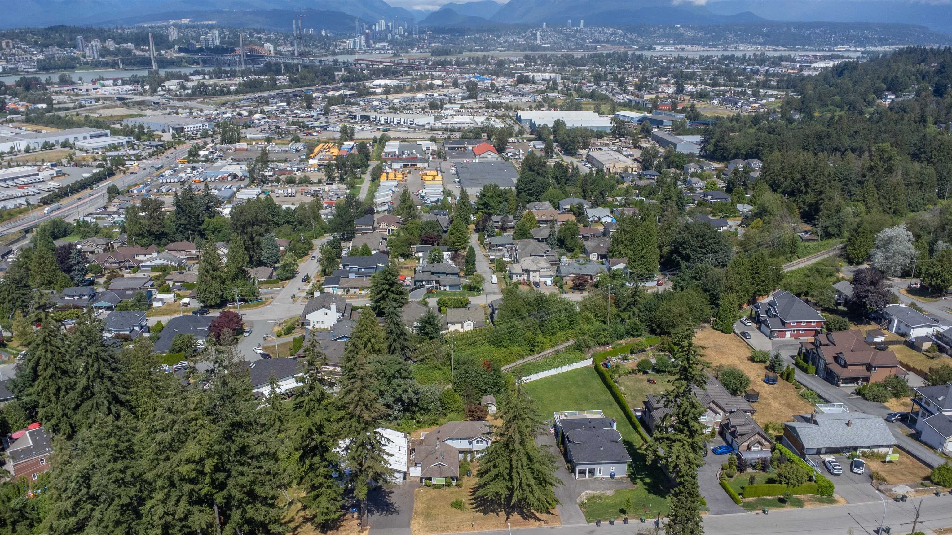 12129 100 Avenue, Surrey, V3V 2W7 — photo 5
