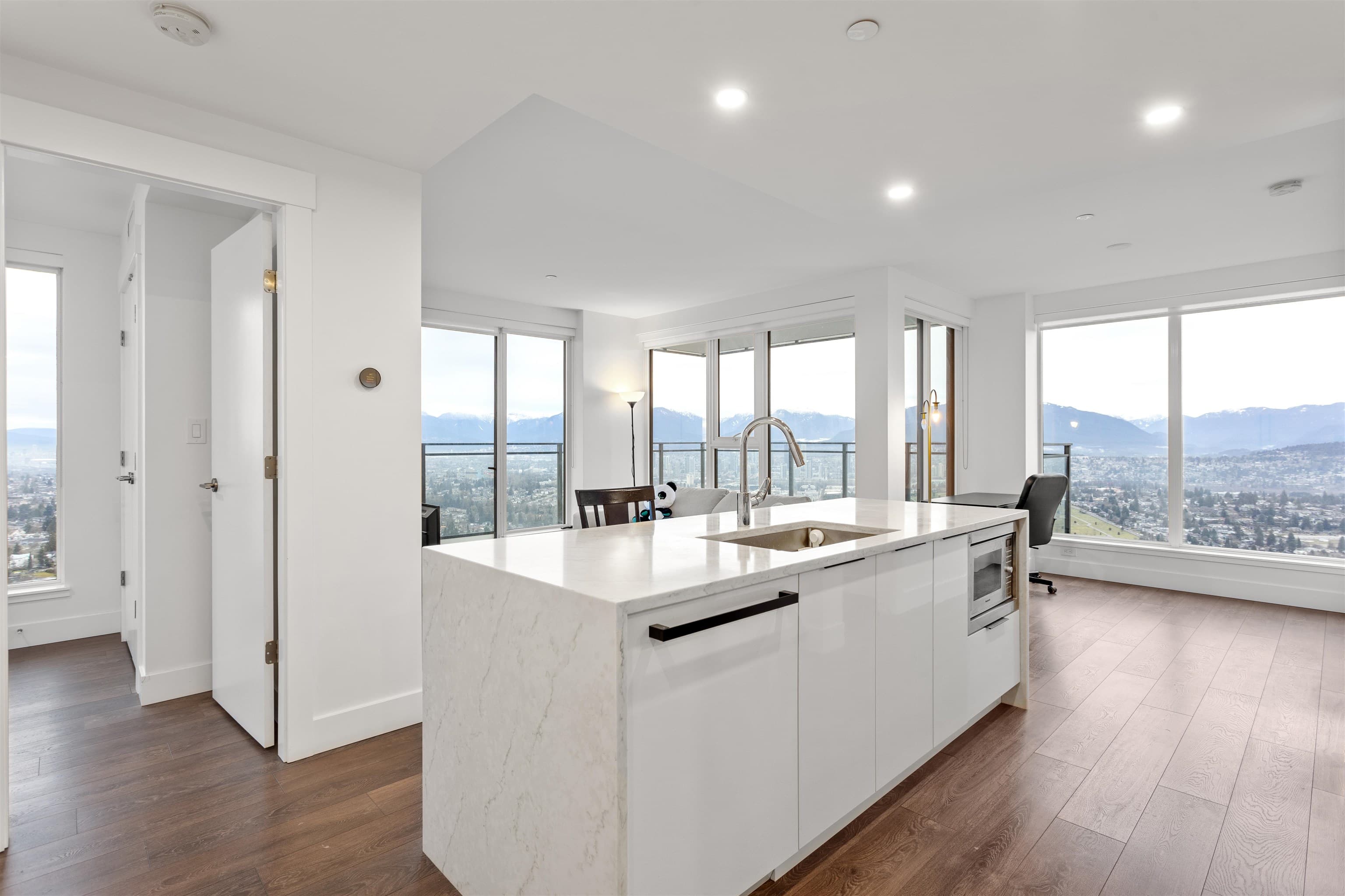 3608 - 4711 Hazel Street, Burnaby, V5H 0J9 — photo 4