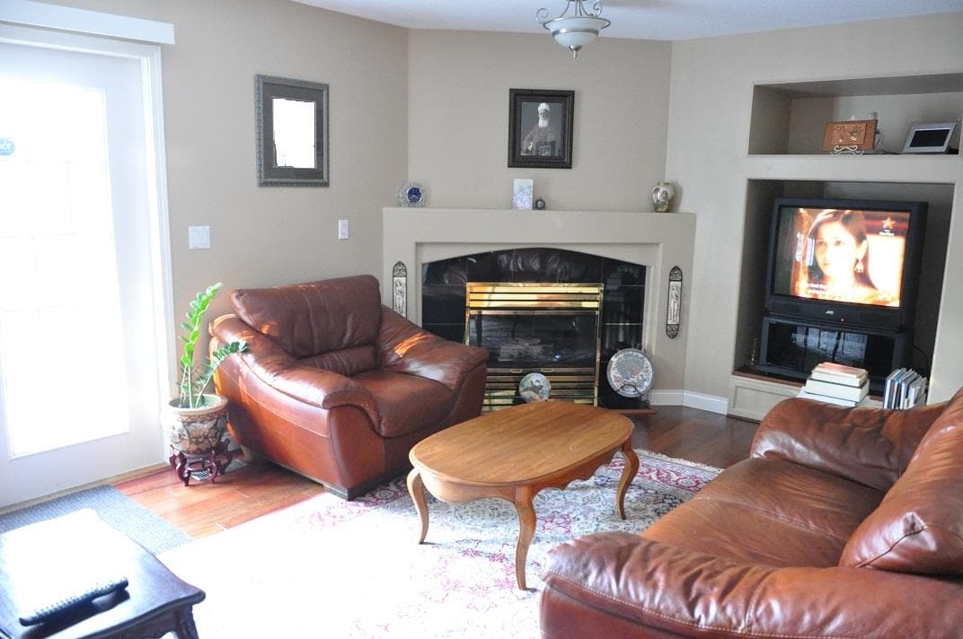 16245 111a Avenue, Surrey, V4N 4R7 — photo 2