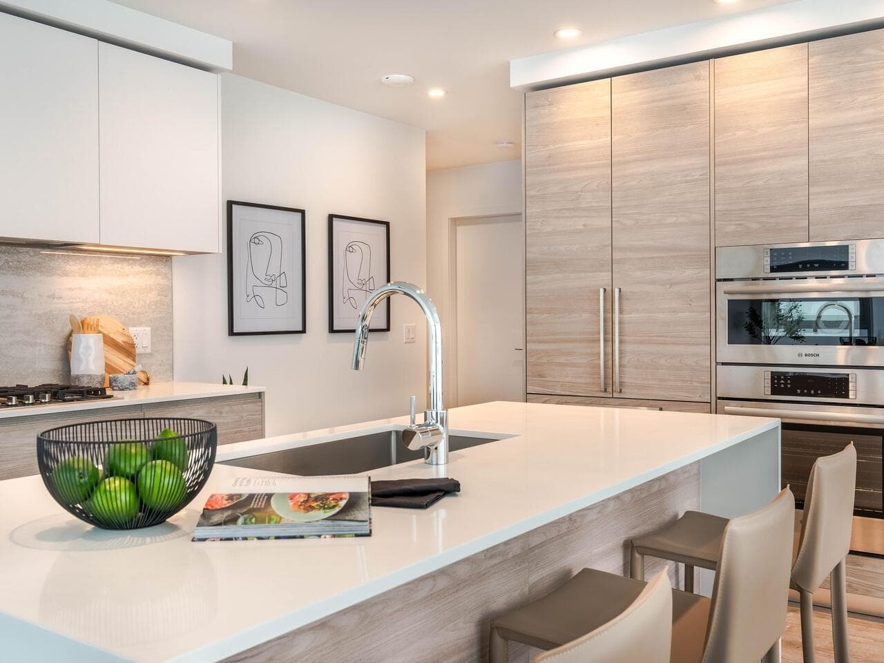 3004 - 680 Quayside Drive, New Westminster, V3M 0P2 — photo 3