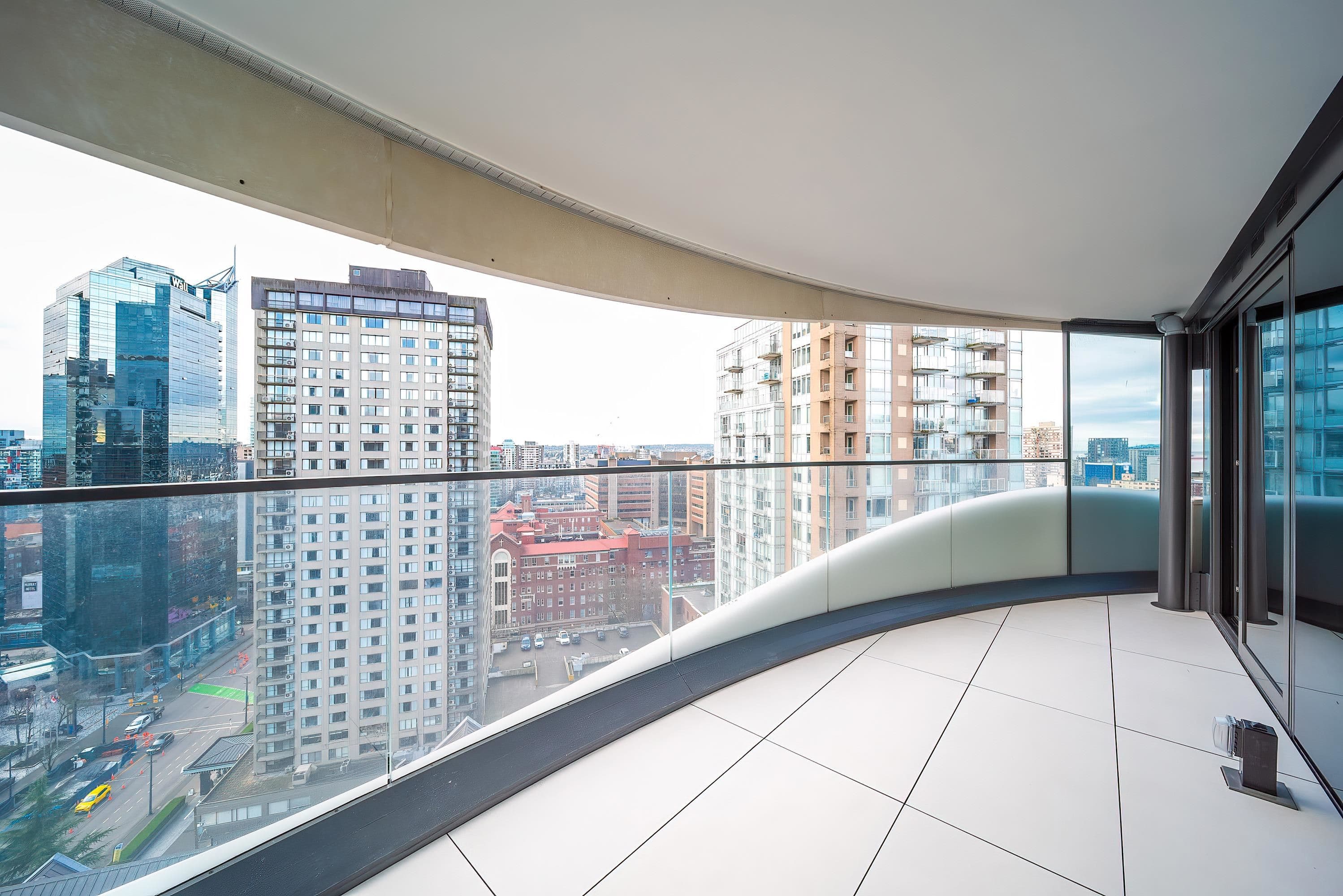 1703 - 1033 Nelson Street, Vancouver, V6E 0E5 — photo 4