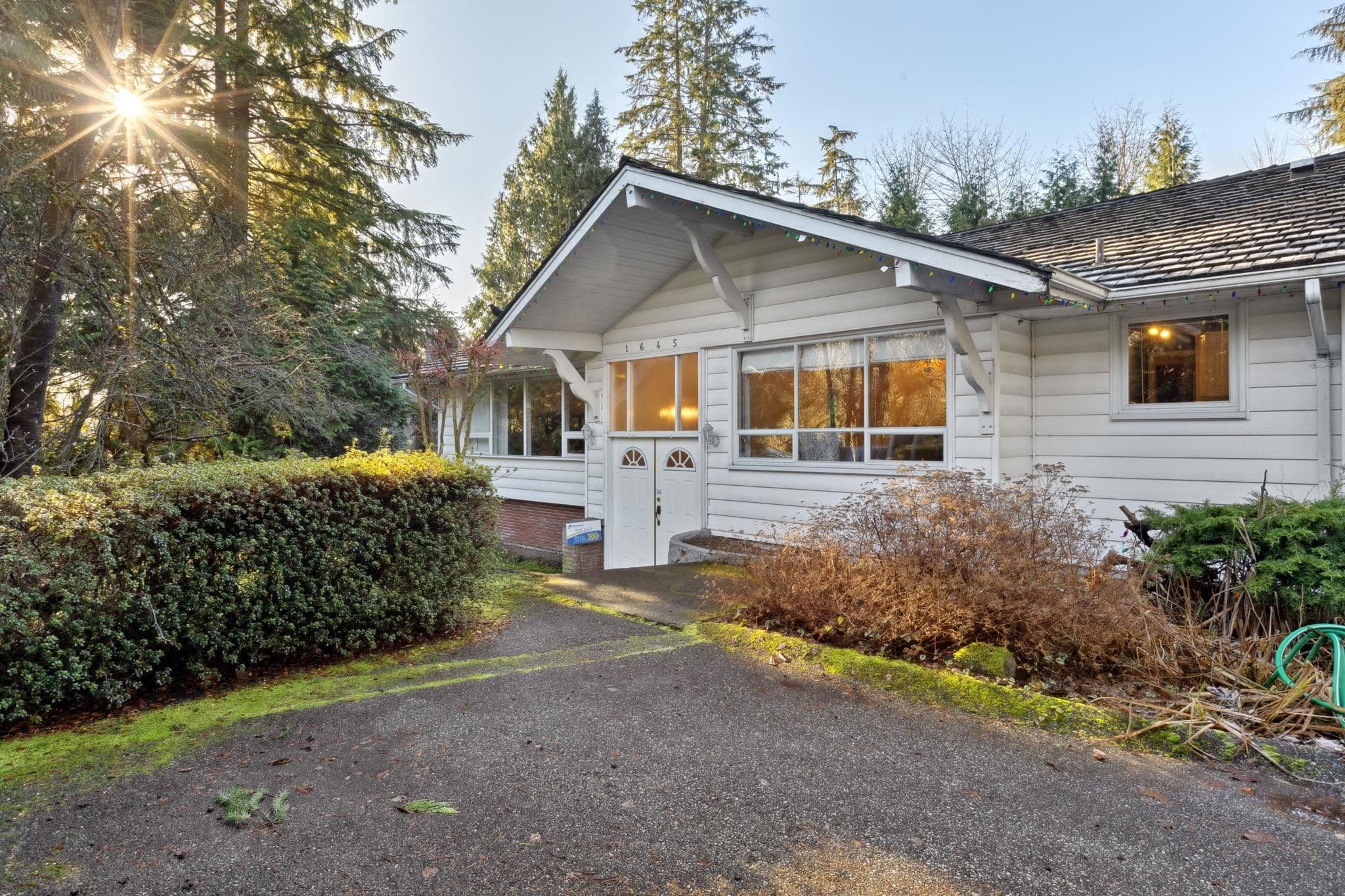 1645 Taylor Way, West Vancouver, V7S 1N5 — photo 3