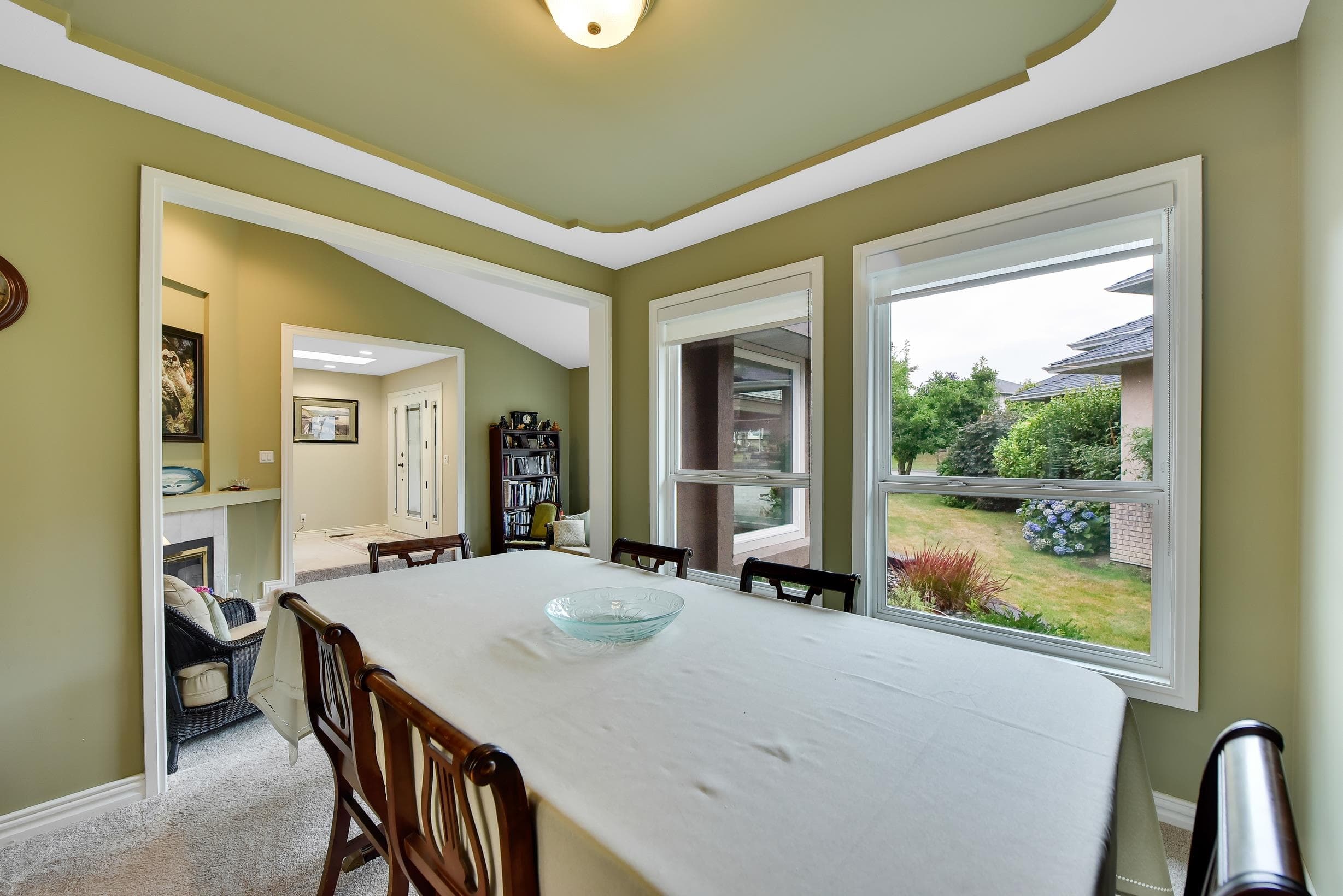 8518 165a Street, Surrey, V4N 3H2 — photo 5