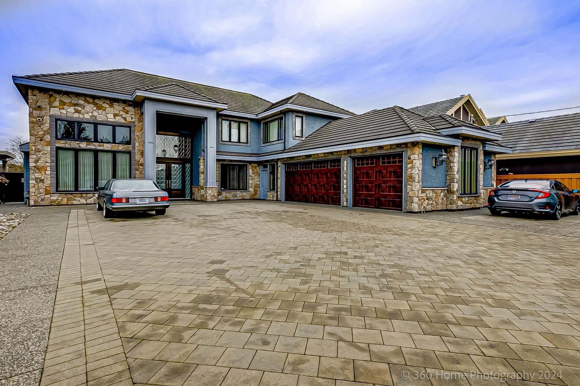 8860 Cooper Road, Richmond