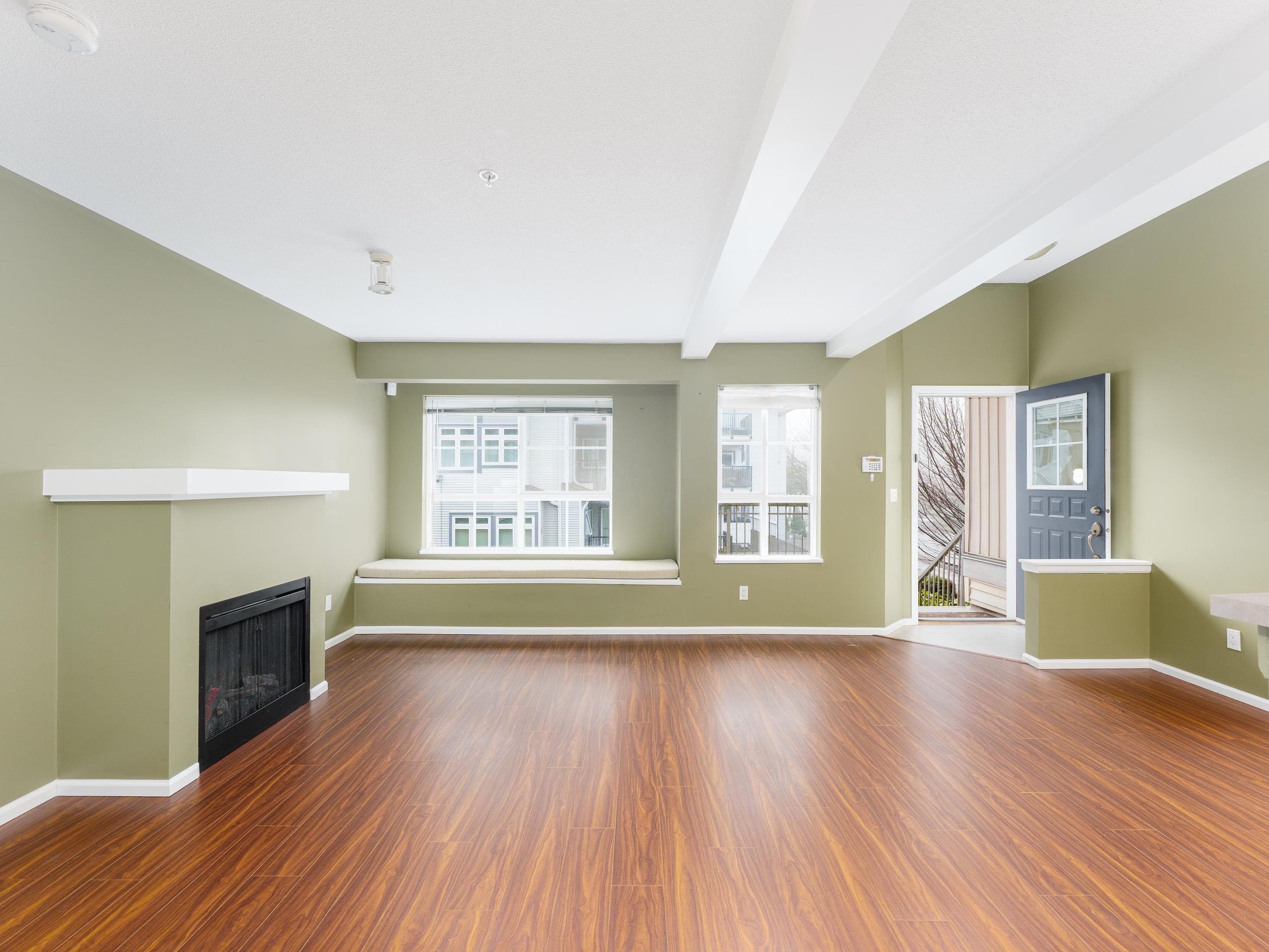 38 - 7088 17 Avenue, Burnaby, V3N 1K5 — photo 3