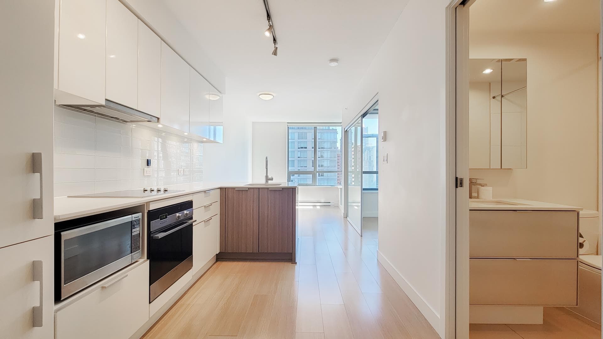 1205 - 1308 Hornby Street, Vancouver, V6Z 0C5 — photo 2