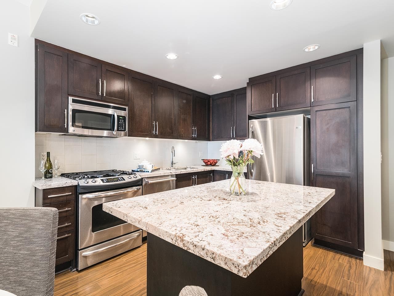 115 - 15428 31 Avenue, Surrey, V3S 3W4 — photo 3