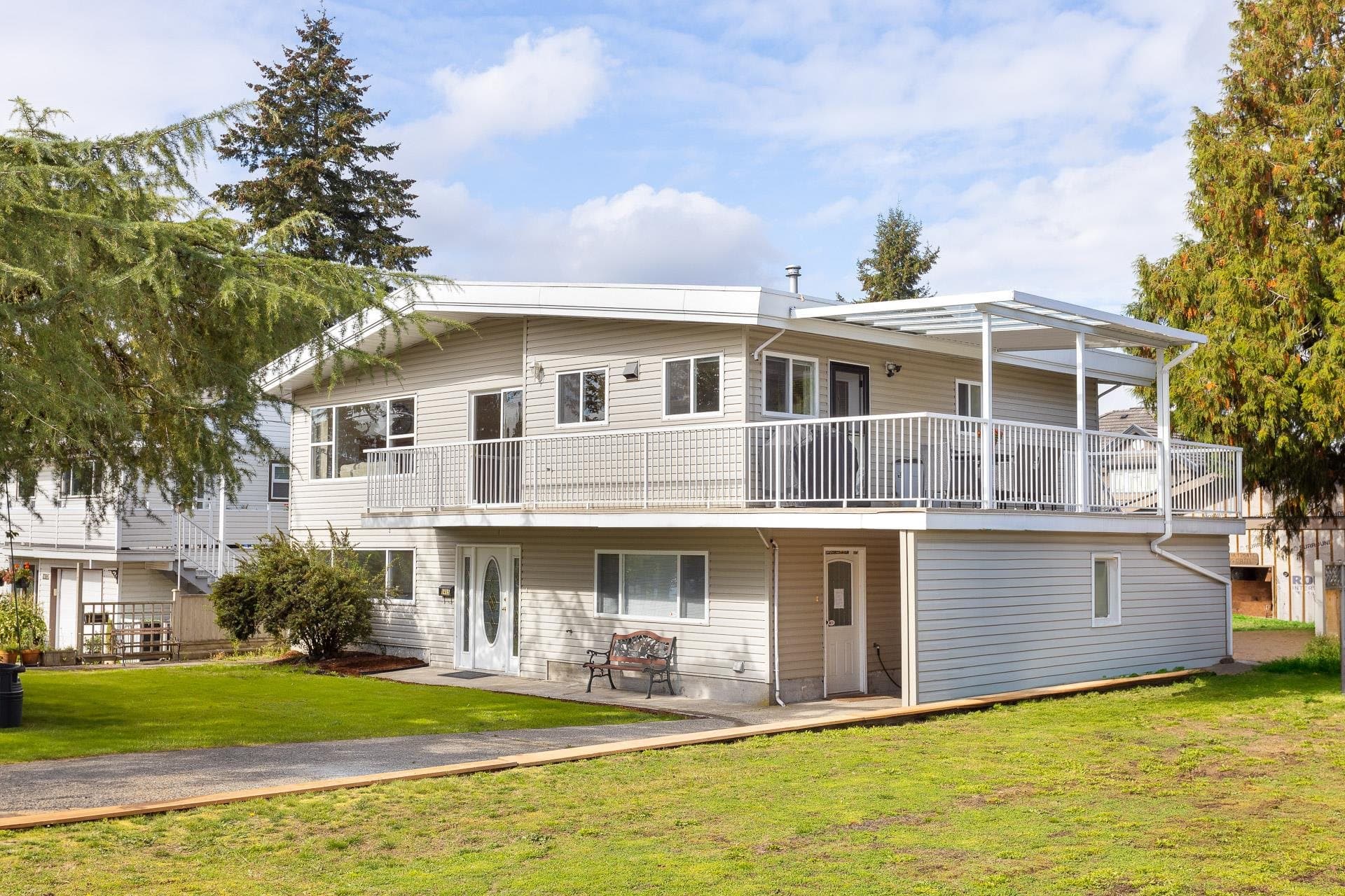 1415 Cornell Avenue, Coquitlam, V3J 2Z8 — photo 1
