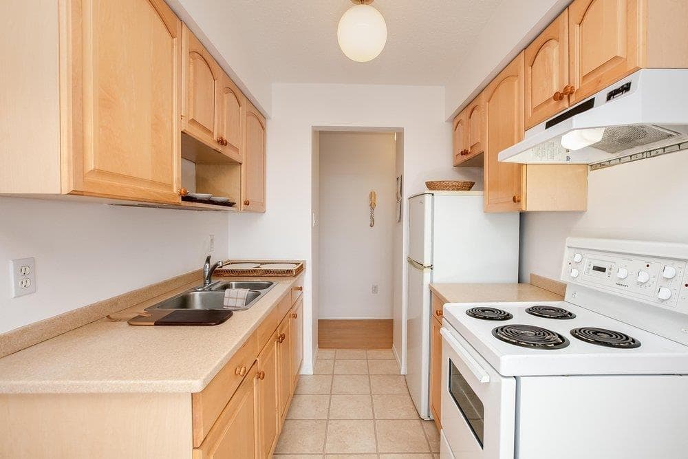 103 - 910 Fifth Avenue, New Westminster, V3M 1Y2 — photo 3