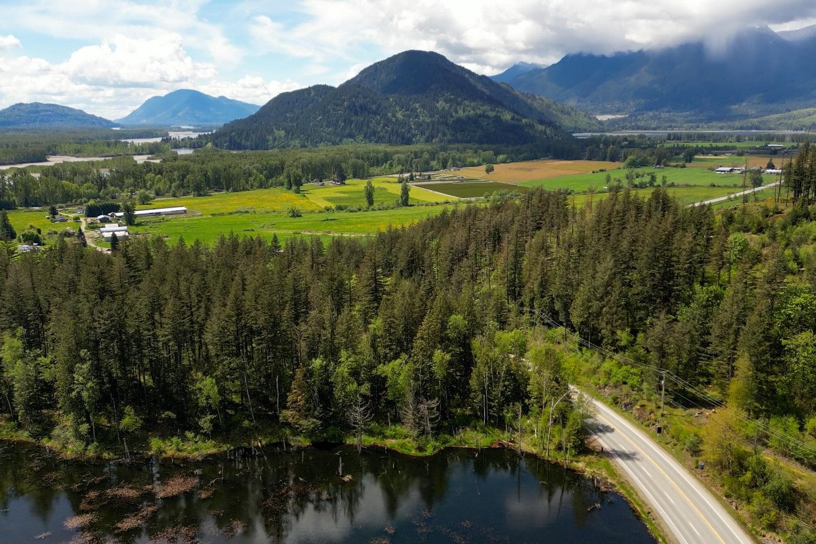 1724 Lougheed Highway, Agassiz, V0M 1A1 — photo 3