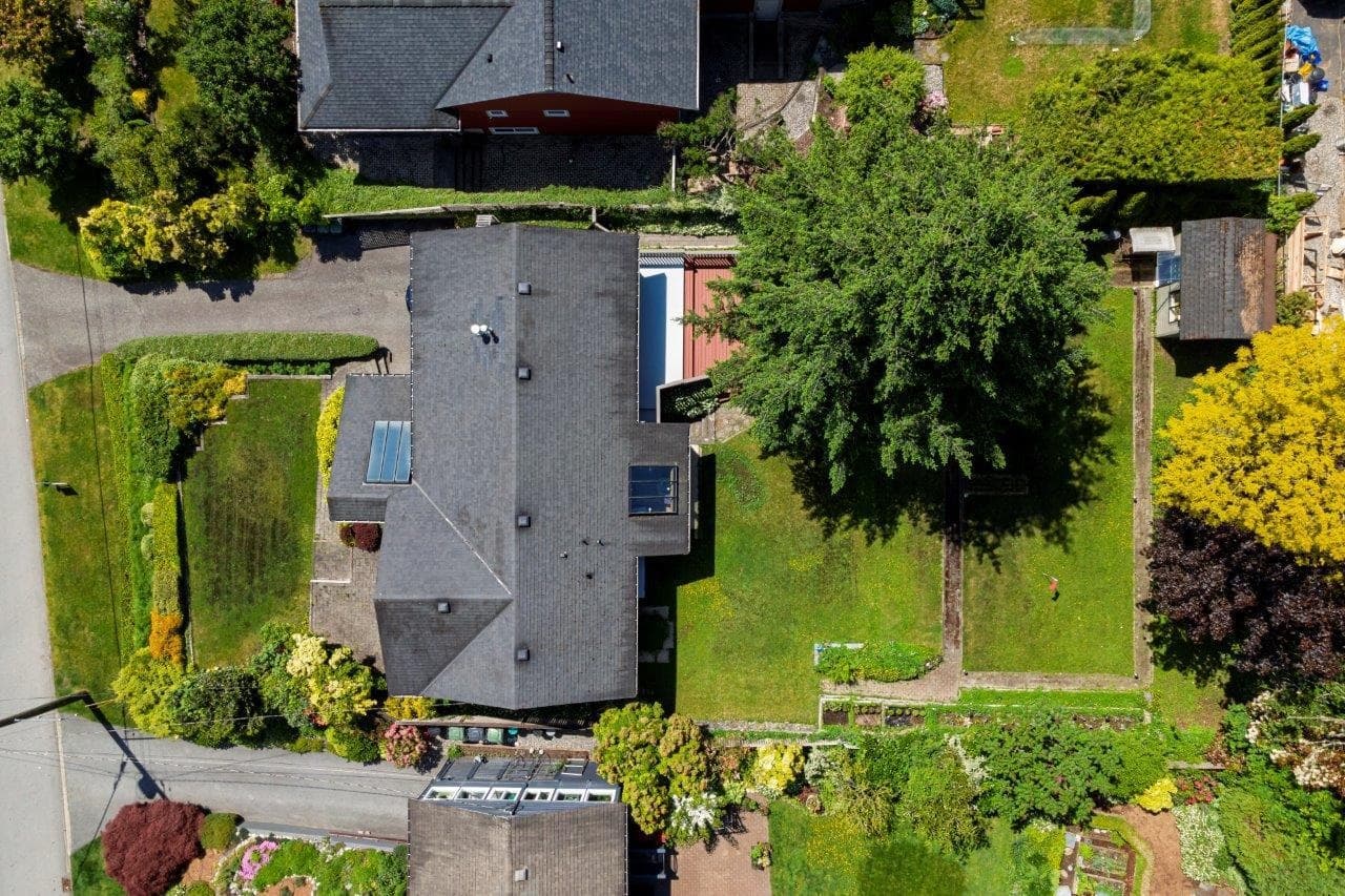 1427 Appin Road, North Vancouver, V7J 2T4 — photo 5