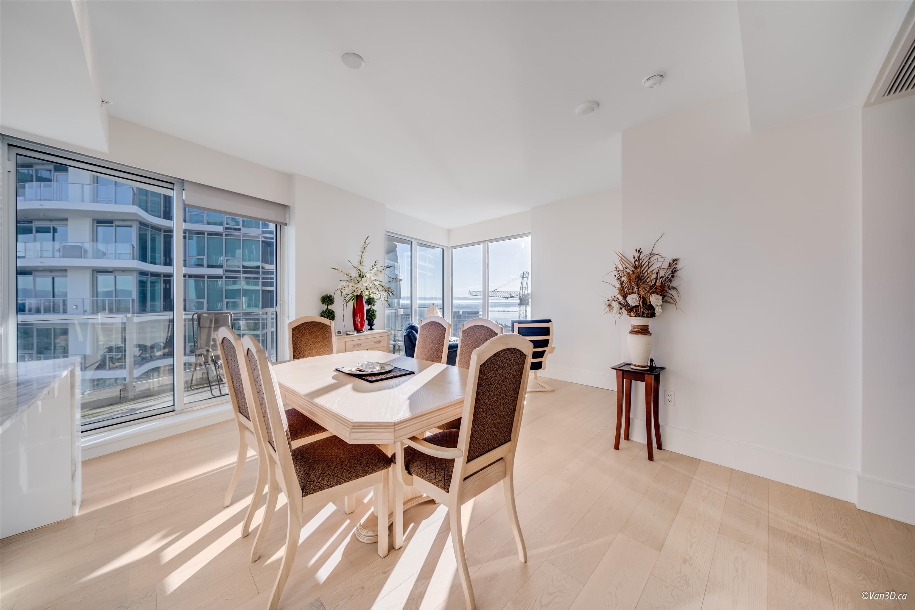 2203 - 1500 Martin Street, White Rock, V4B 0C2 — photo 4