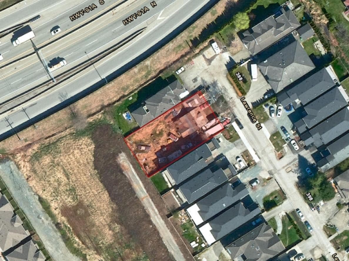 324 Lawrence Street, New Westminster