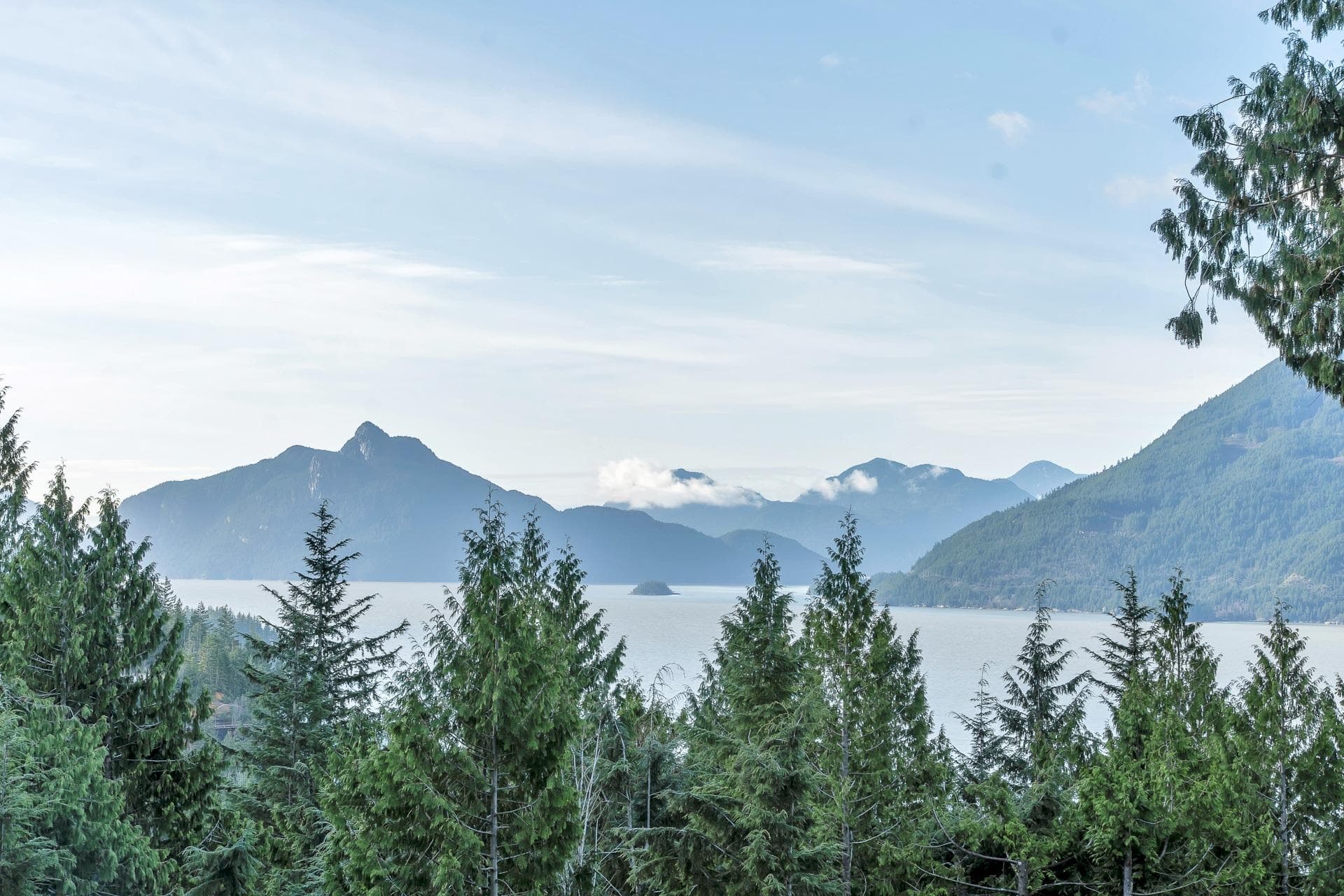 1028 Goat Ridge Drive, Britannia Beach