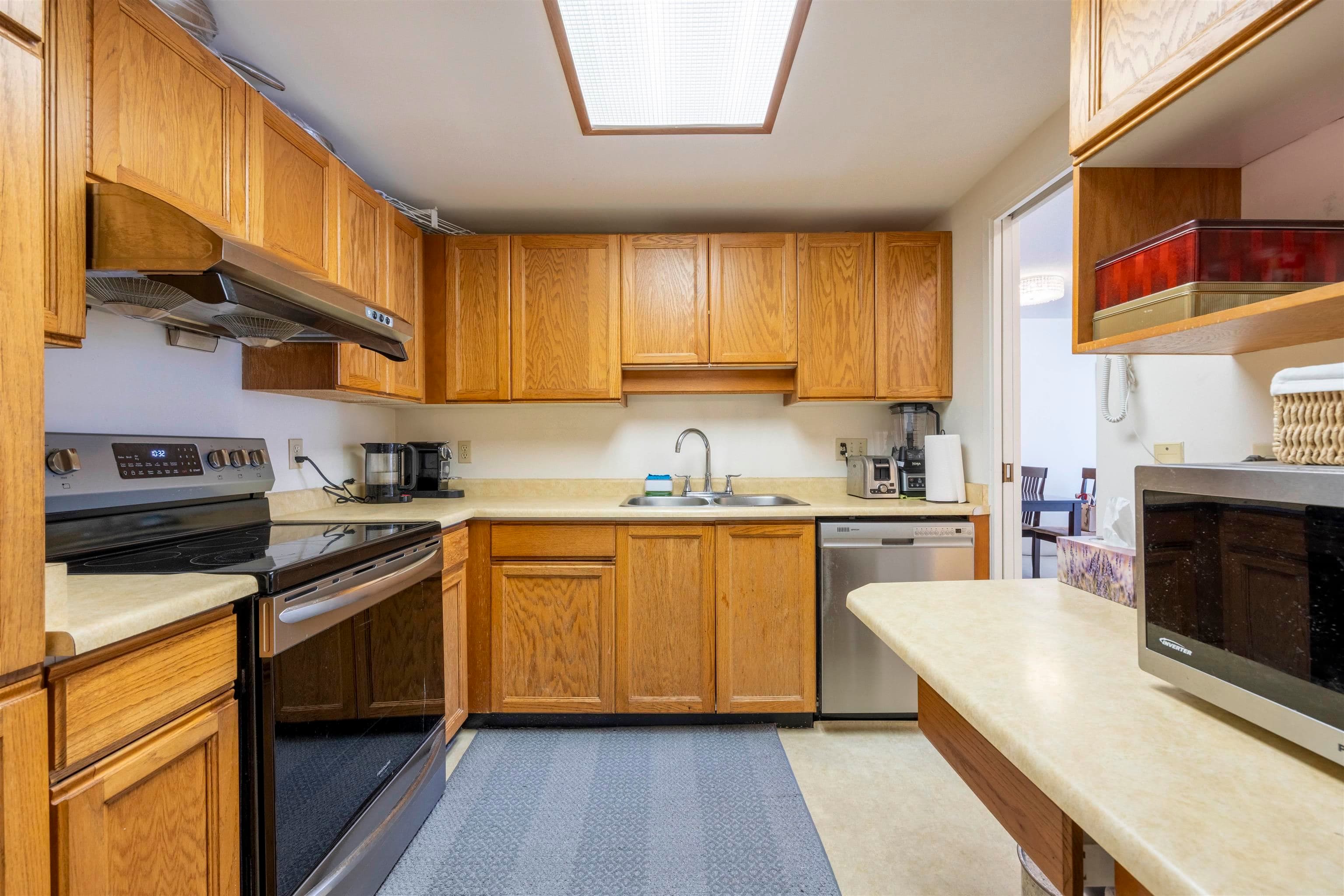304 - 2140 Briar Avenue, Vancouver, V6L 3E3 — photo 5