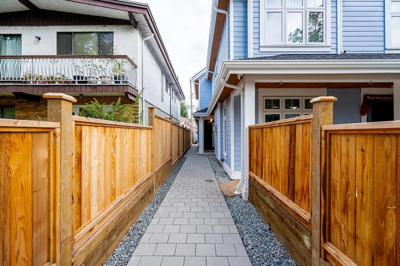 2 - 1905 E 36th Avenue, Vancouver, V5P 1C7 — photo 2