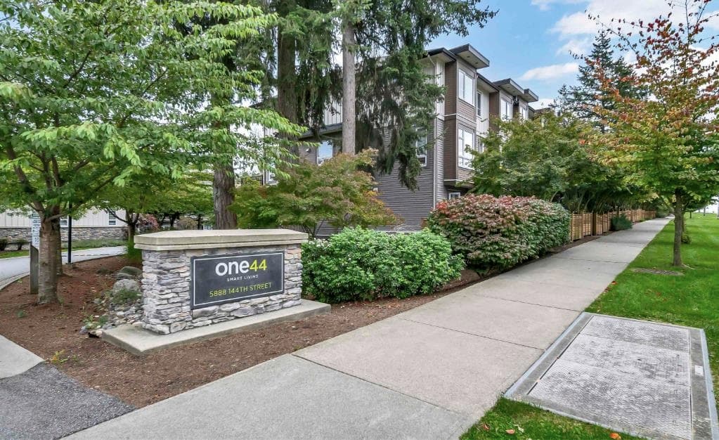 106 - 5888 144 Street, Surrey, V3X 0G8 — photo 3