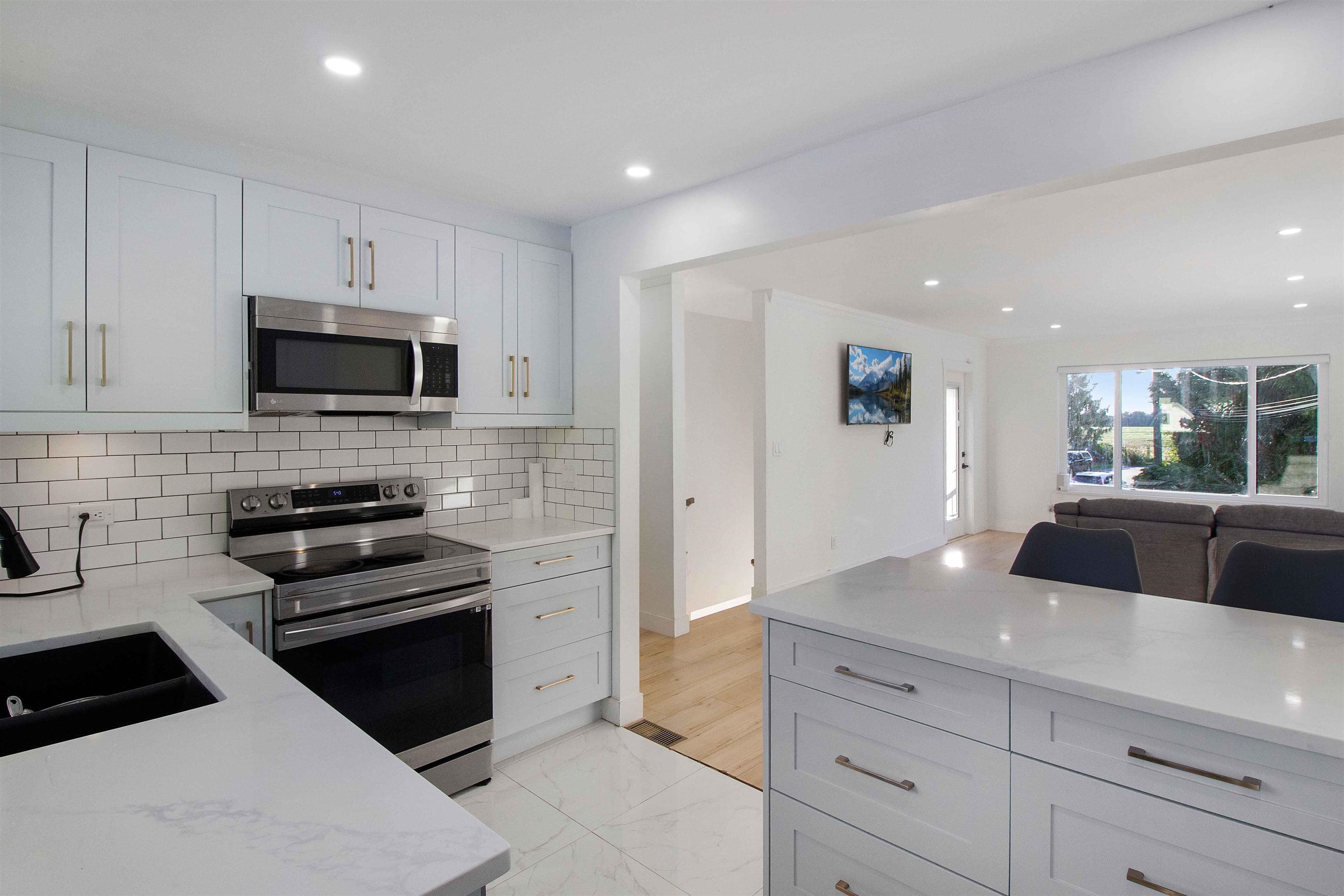 4823 44 Avenue, Delta, V4K 1B8 — photo 2