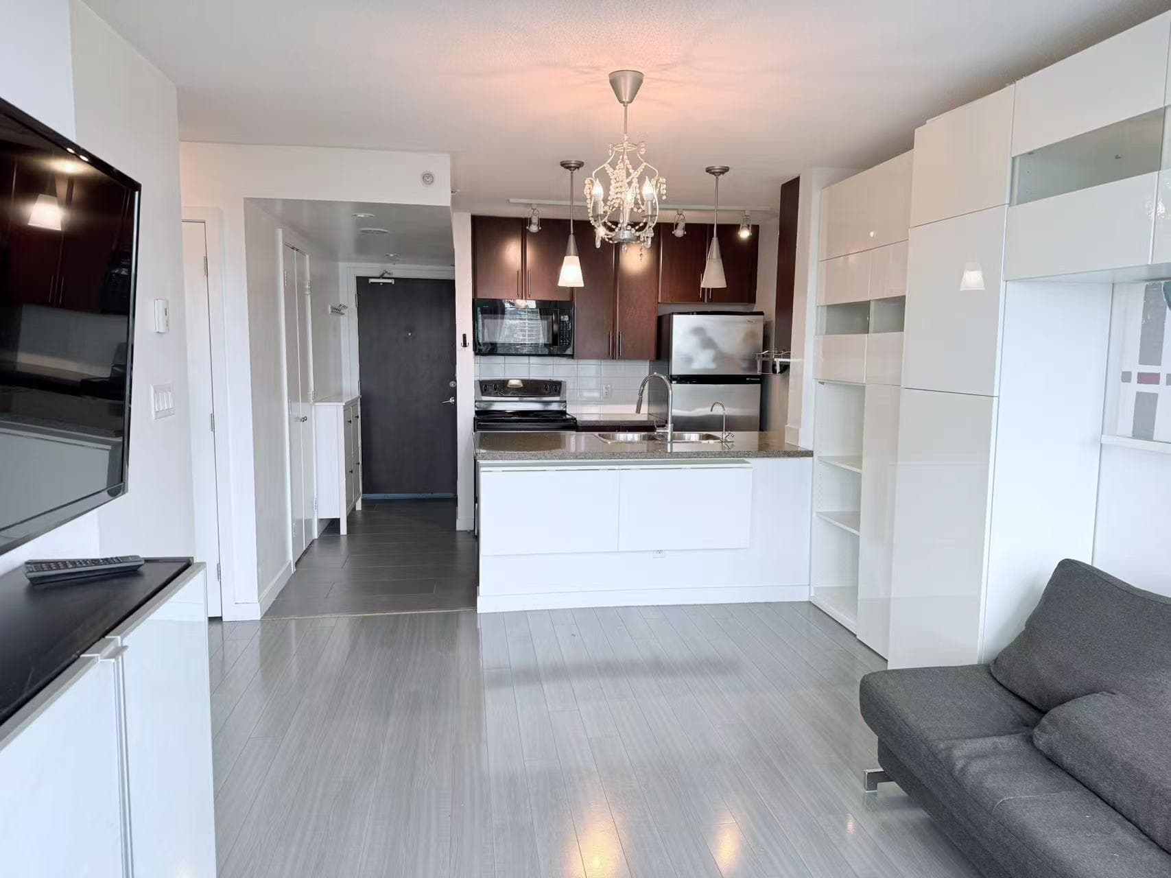 2309 - 688 Abbott Street, Vancouver, V6B 0B9 — photo 2