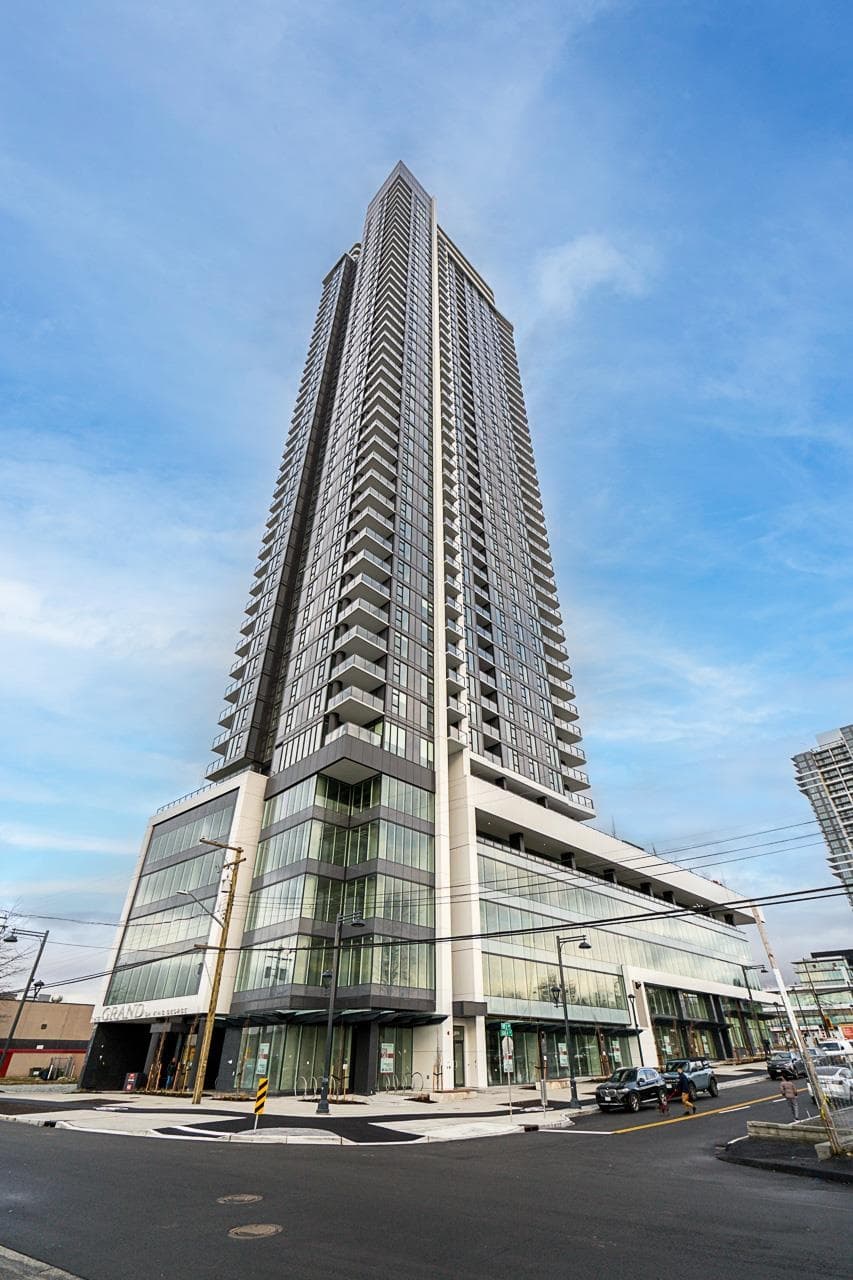 2406 - 10750 135a Street, Surrey, V3T 4E2 — photo 5