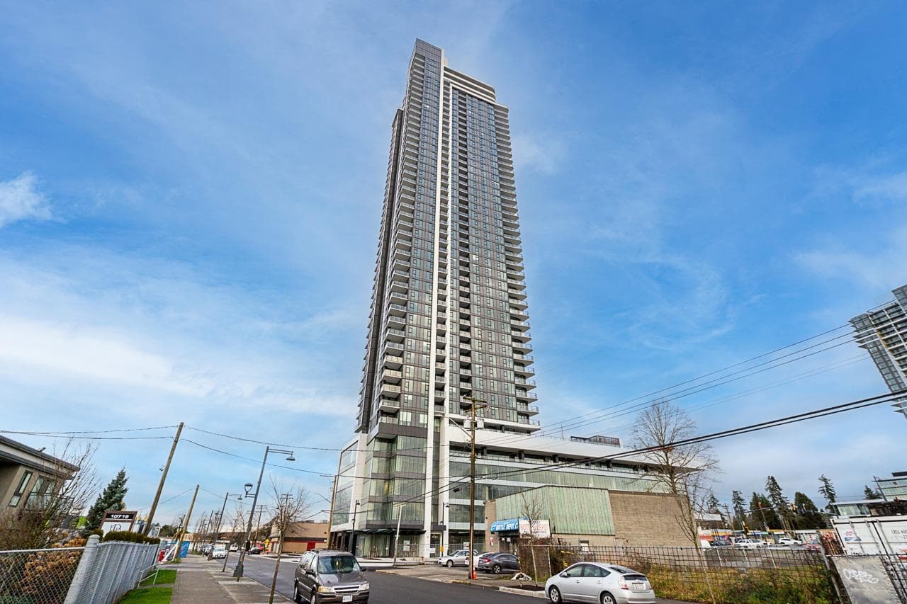 2406 - 10750 135a Street, Surrey, V3T 4E2 — photo 4