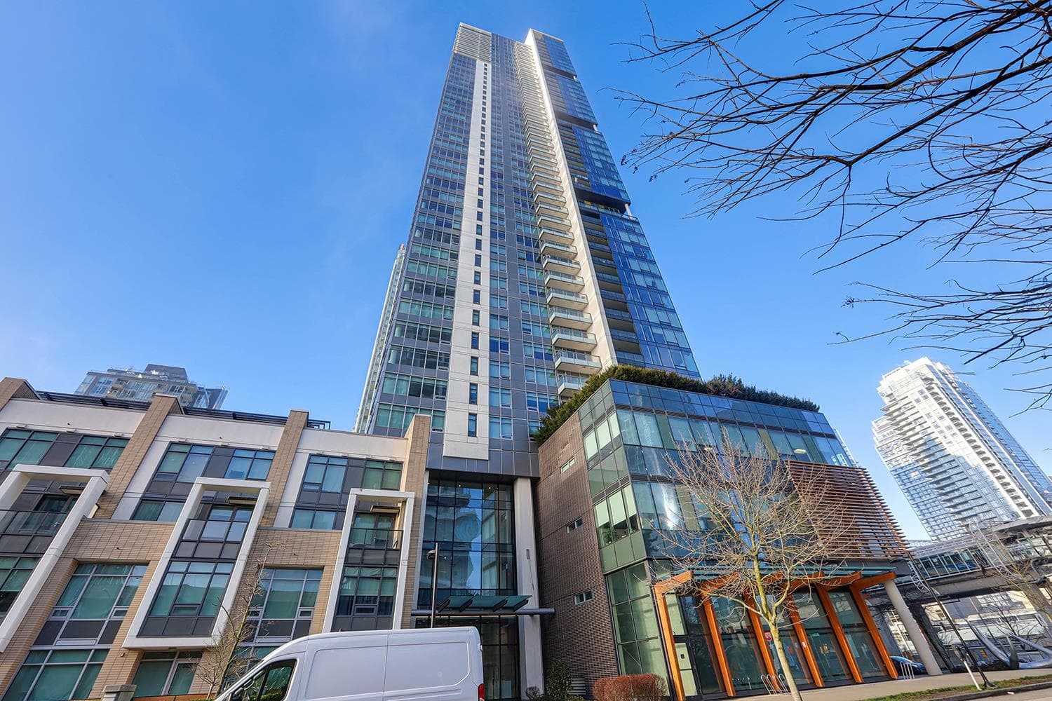 2703 - 6461 Telford Avenue, Burnaby, V5H 0B7 — photo 2