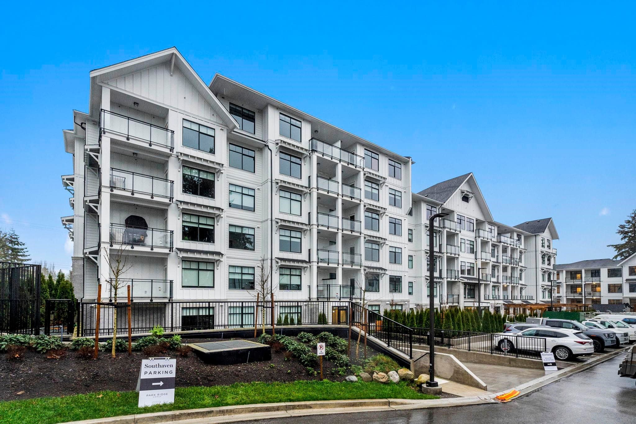 312 - 3317 148 Street, Surrey, V4P 0H5 — photo 2