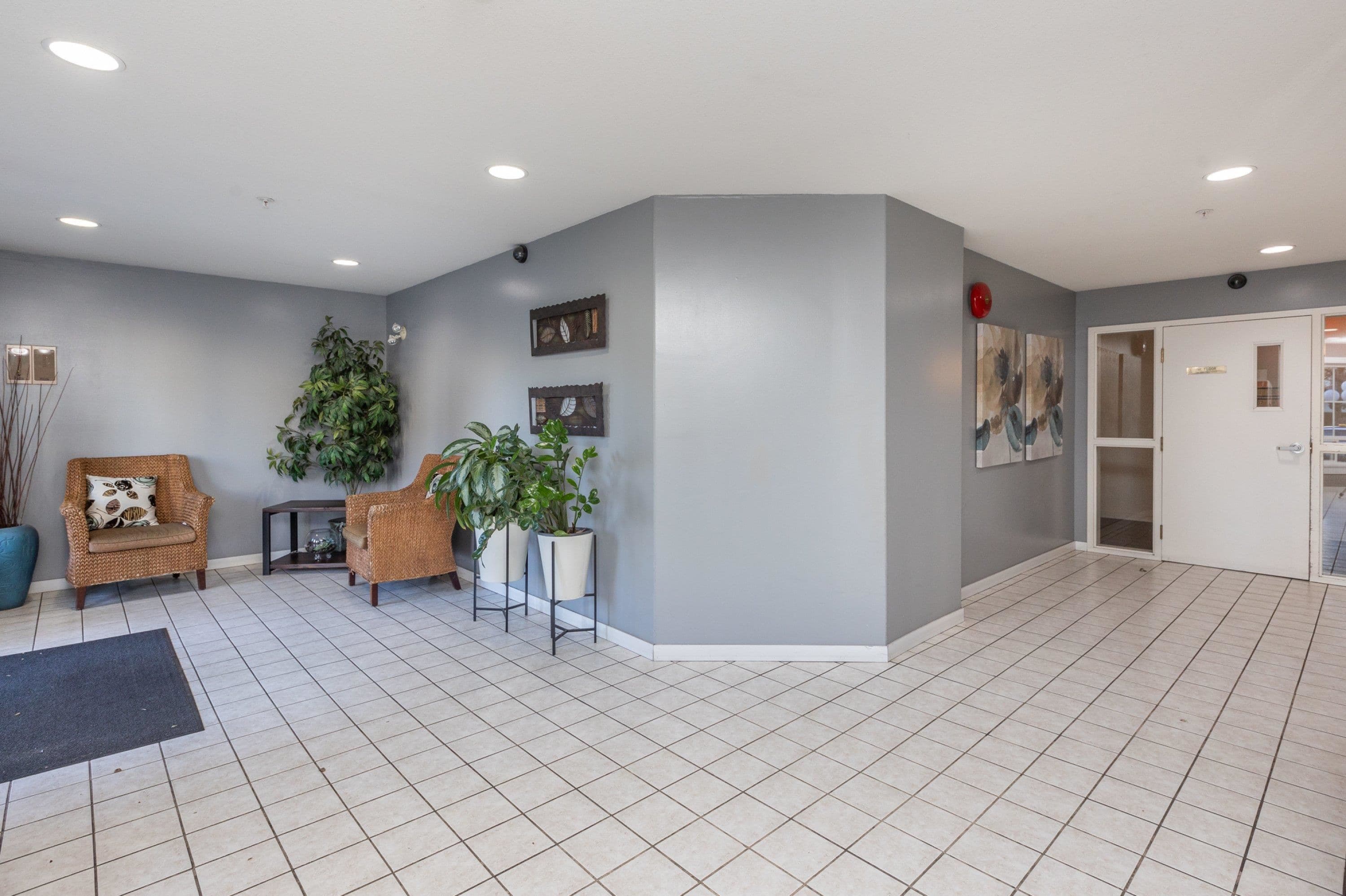 209 - 2435 Center Street, Abbotsford, V2T 2N4 — photo 4