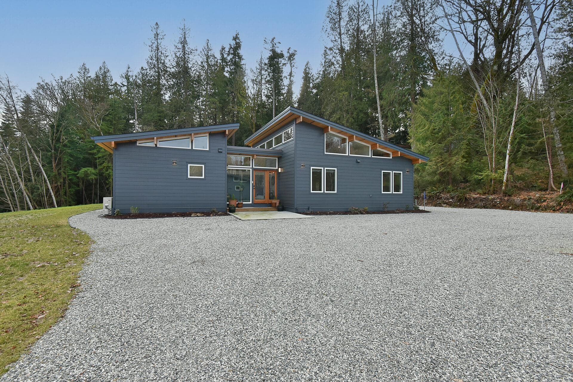 5963 Ripple Way, Sechelt, V7Z 0R2 — photo 3