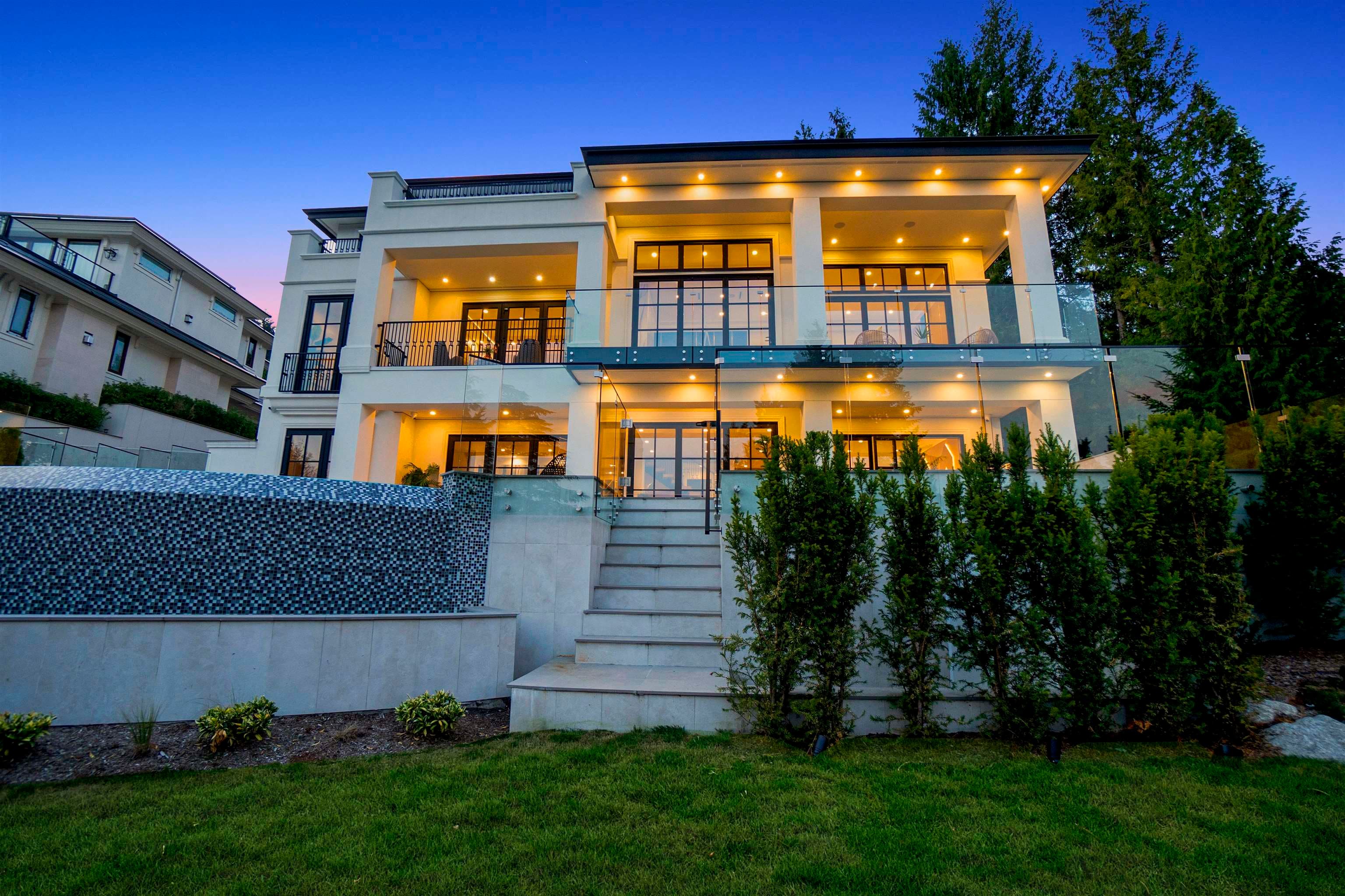1419 Bramwell Road, West Vancouver, V7S 2N8 — photo 1