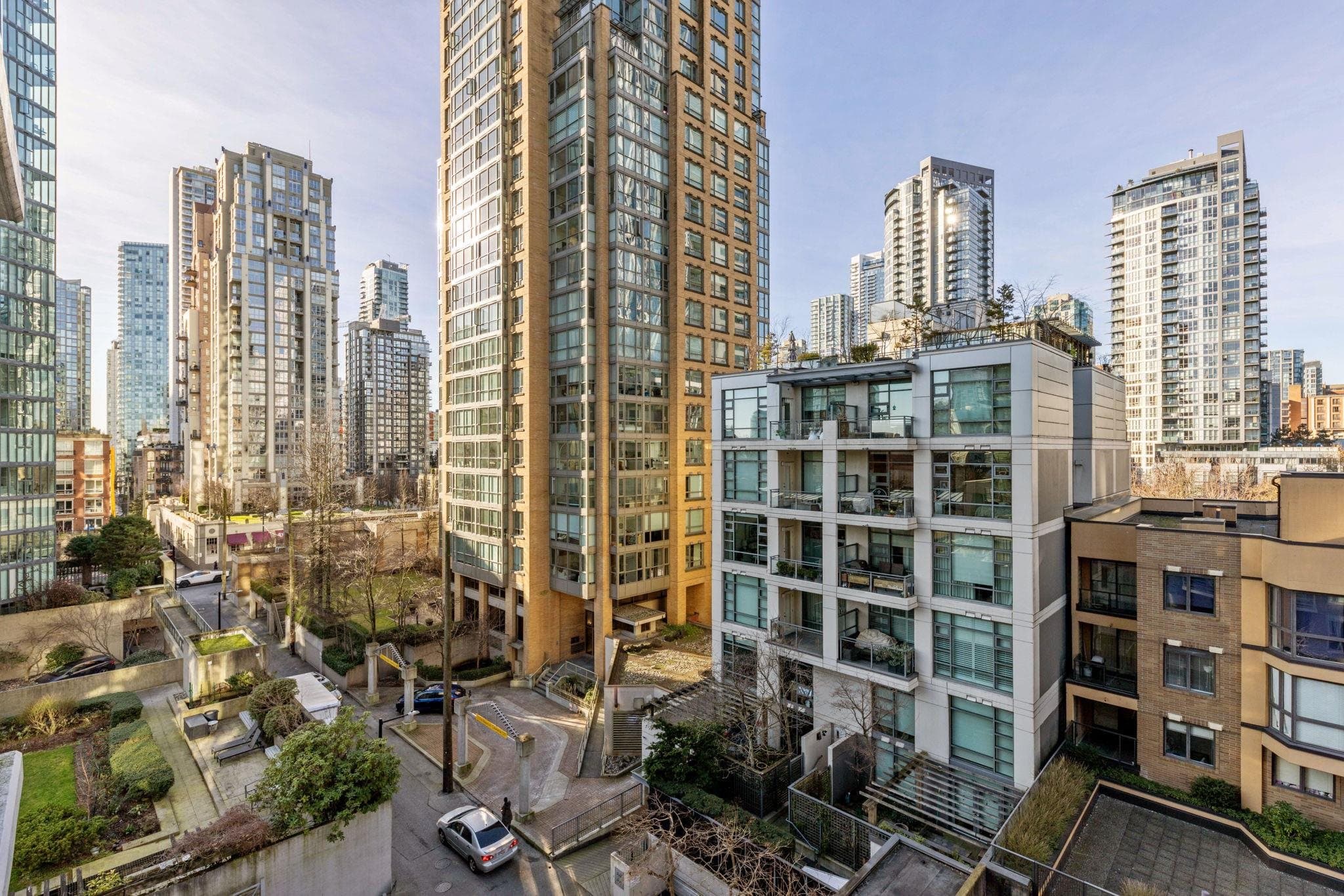 701 - 1133 Homer Street, Vancouver, V6B 0B1 — photo 4