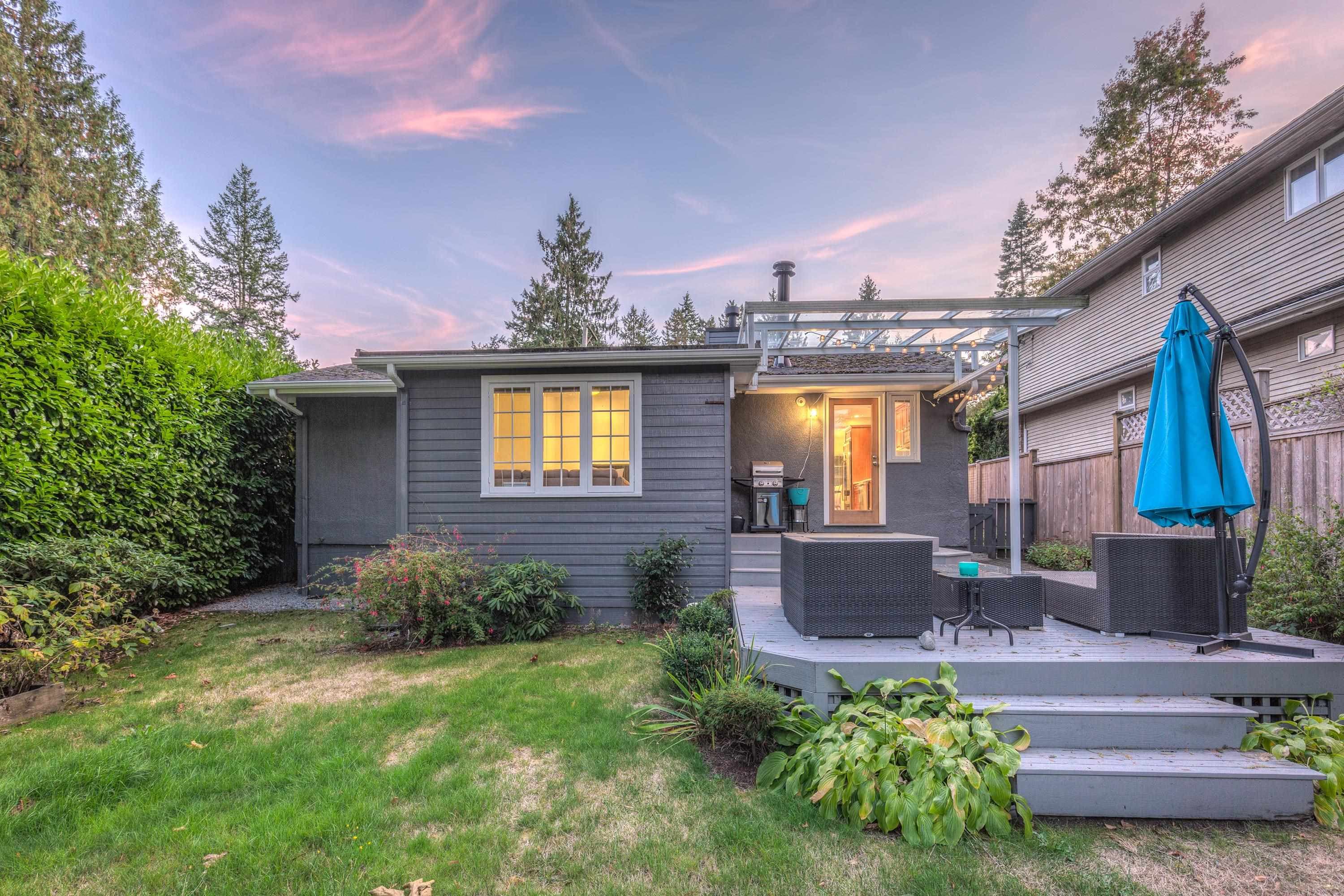 6431 Rosebery Avenue, West Vancouver, V7W 2C5 — photo 3