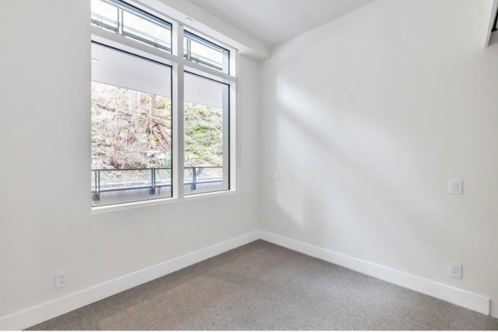 205 - 6707 Nelson Avenue, West Vancouver, V7W 0A4 — photo 5