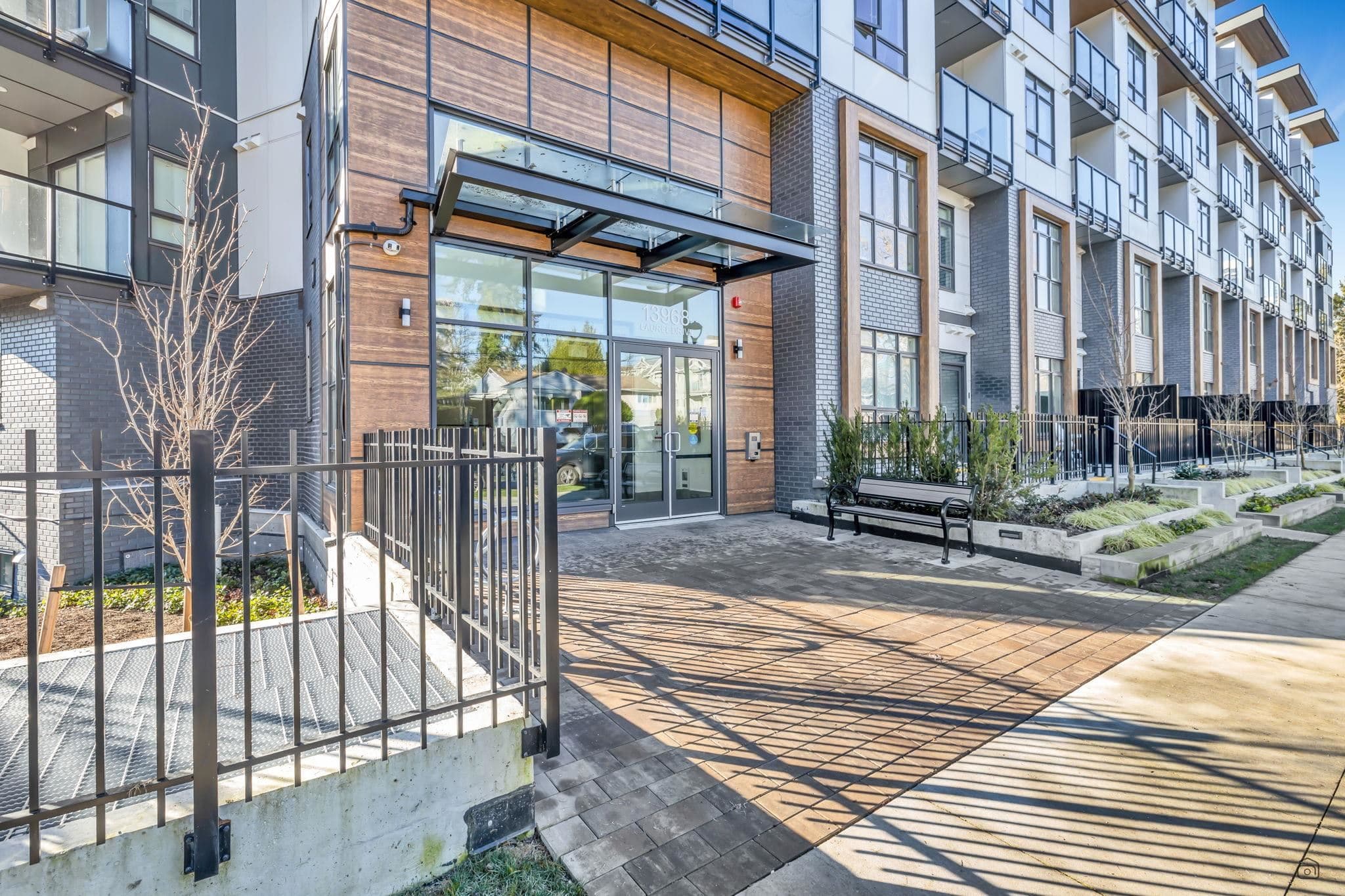 531 - 13968 Laurel Drive, Surrey, V3T 0S9 — photo 2