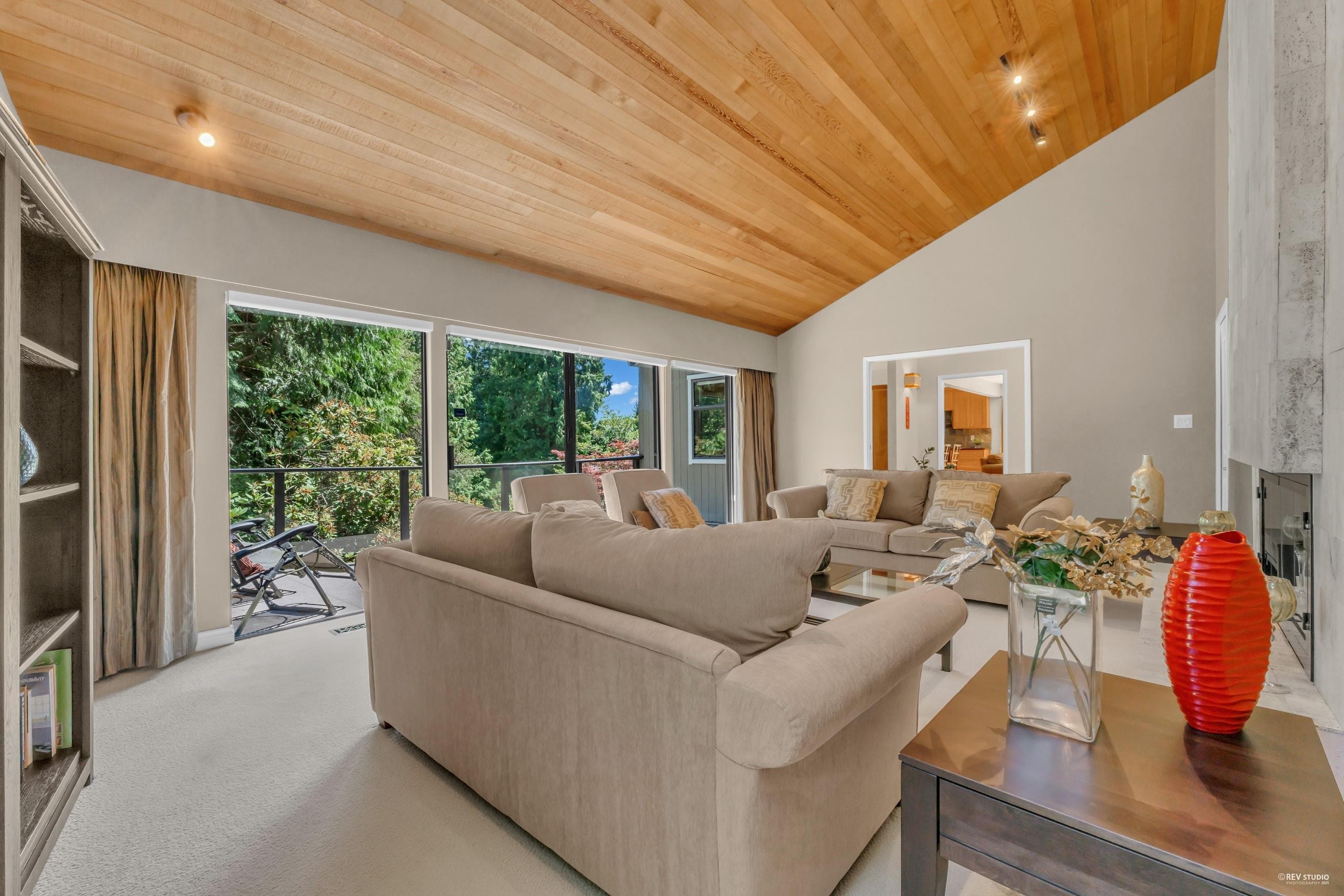 4623 Caulfeild Drive, West Vancouver, V7W 1E9 — photo 4