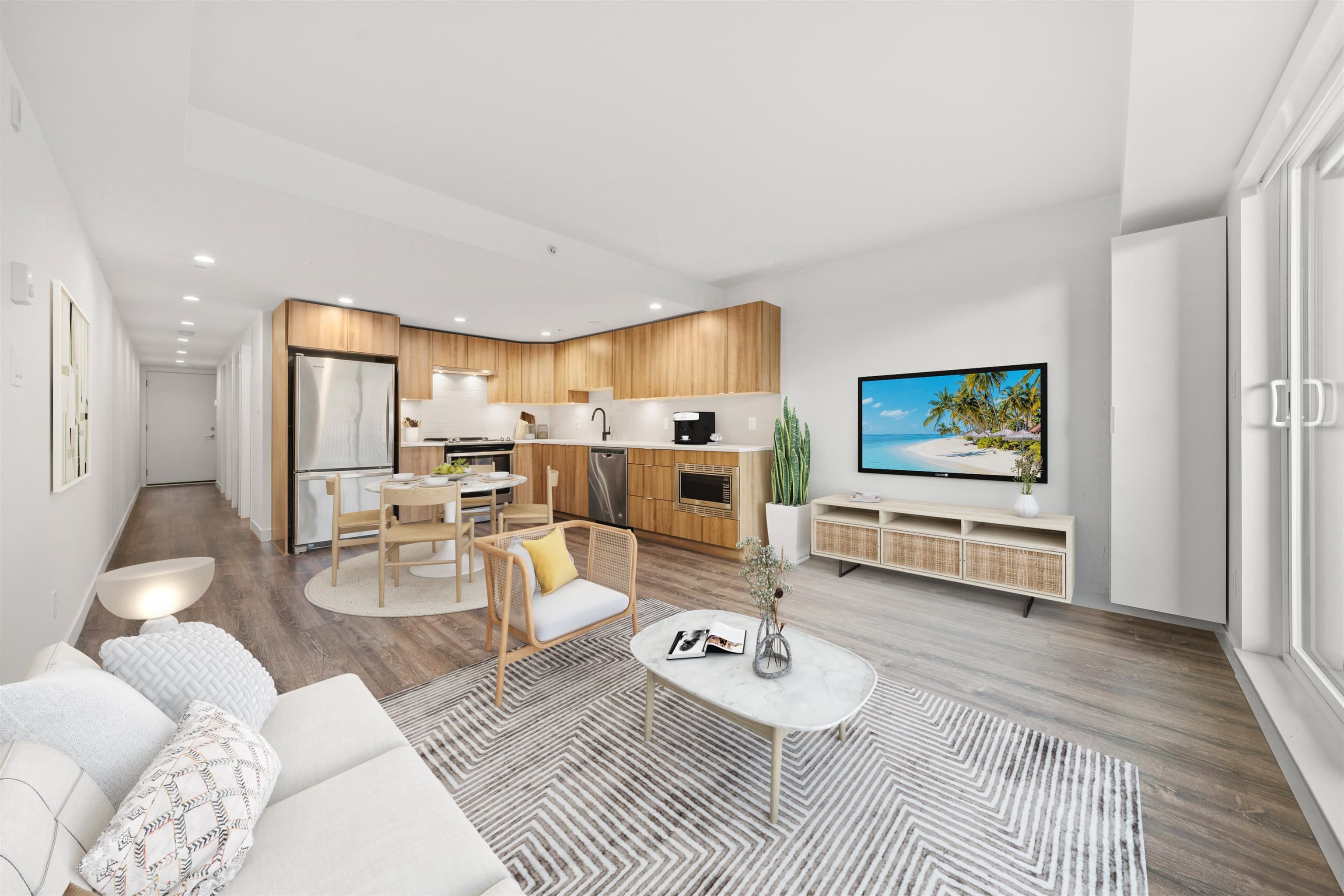 502 - 1365 Pemberton Avenue, Squamish, V8B 1B7 — photo 2