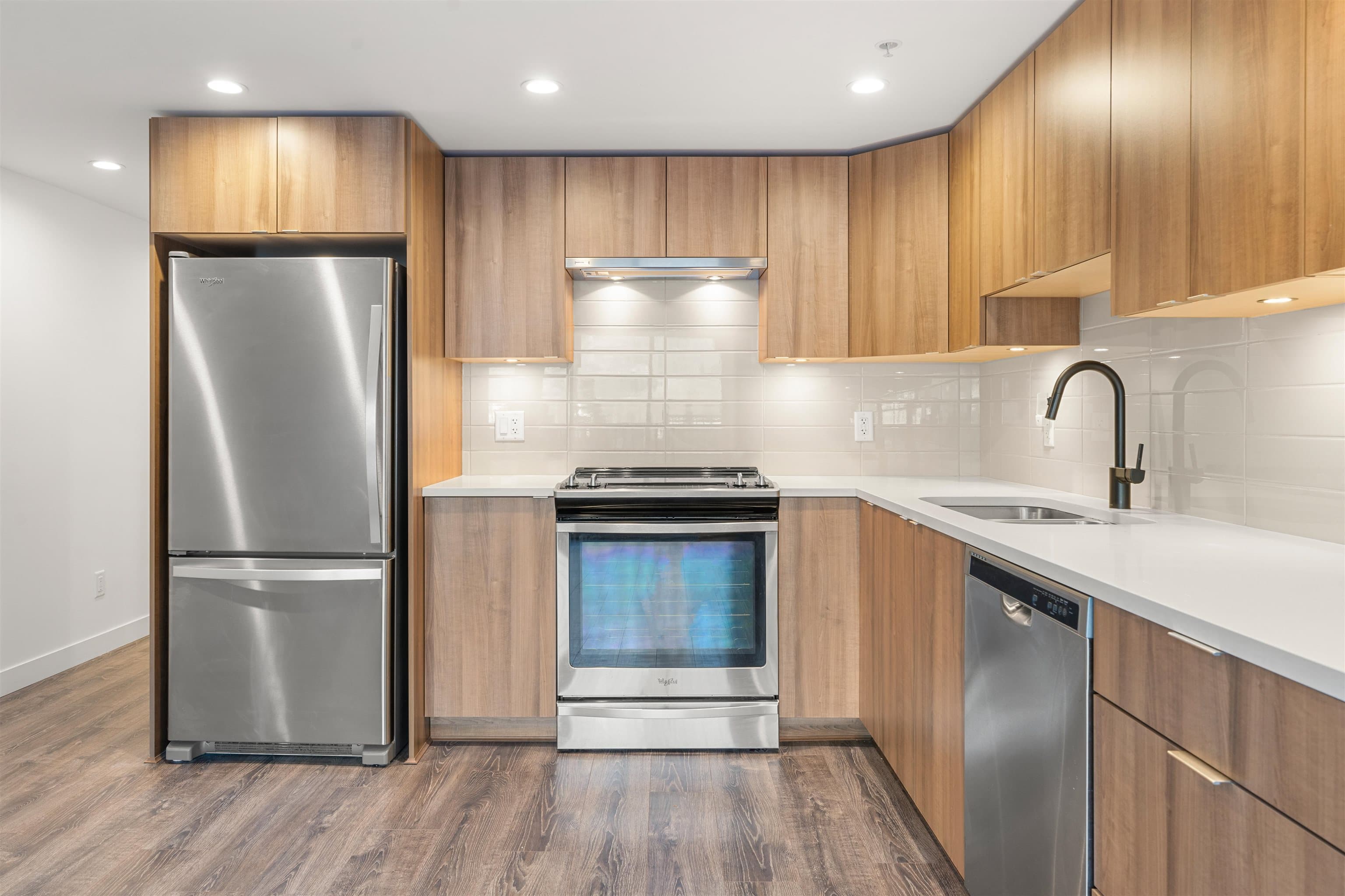502 - 1365 Pemberton Avenue, Squamish, V8B 1B7 — photo 5
