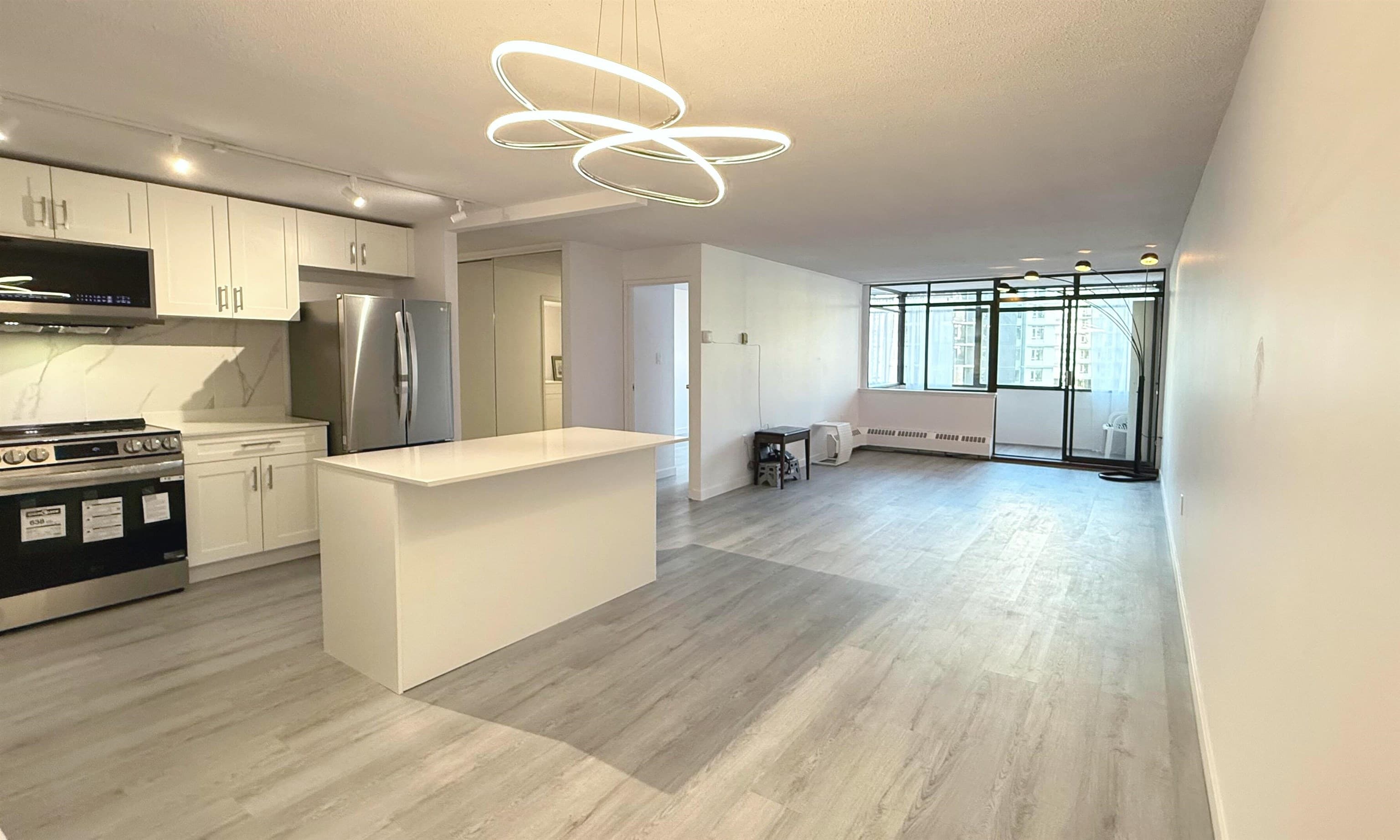 802 - 6631 Minoru Boulevard, Richmond, V6Y 1Z1 — photo 2