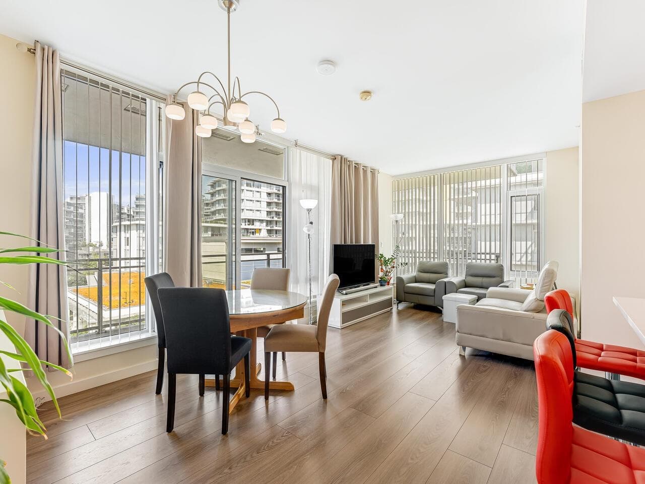 802 - 8677 Capstan Way, Richmond, V6X 0N6 — photo 2