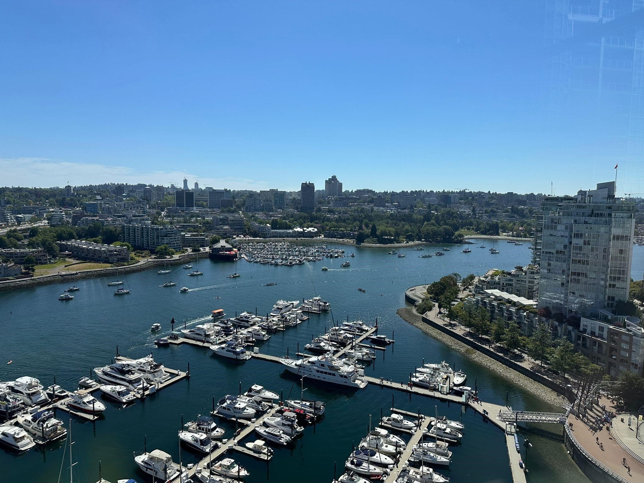 2602 - 1077 Marinaside Crescent, Vancouver, V6Z 2Z5 — photo 1