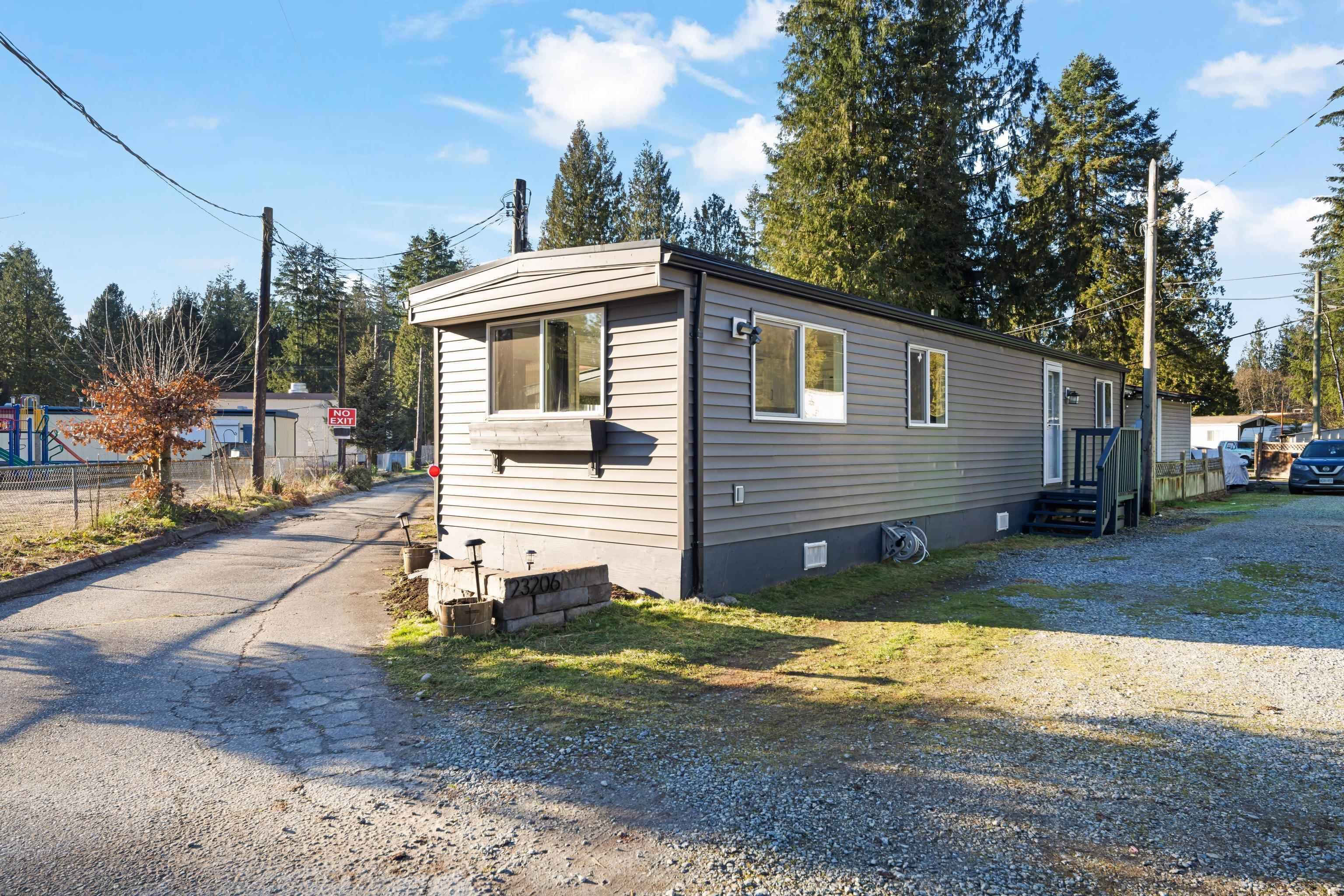 23206 Calvin Crescent, Maple Ridge, V2X 4S3 — photo 4