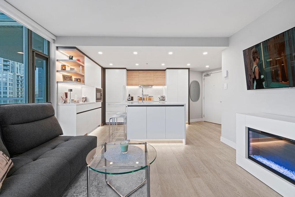 1207 - 1255 Seymour Street, Vancouver, V6B 0H1 — photo 2