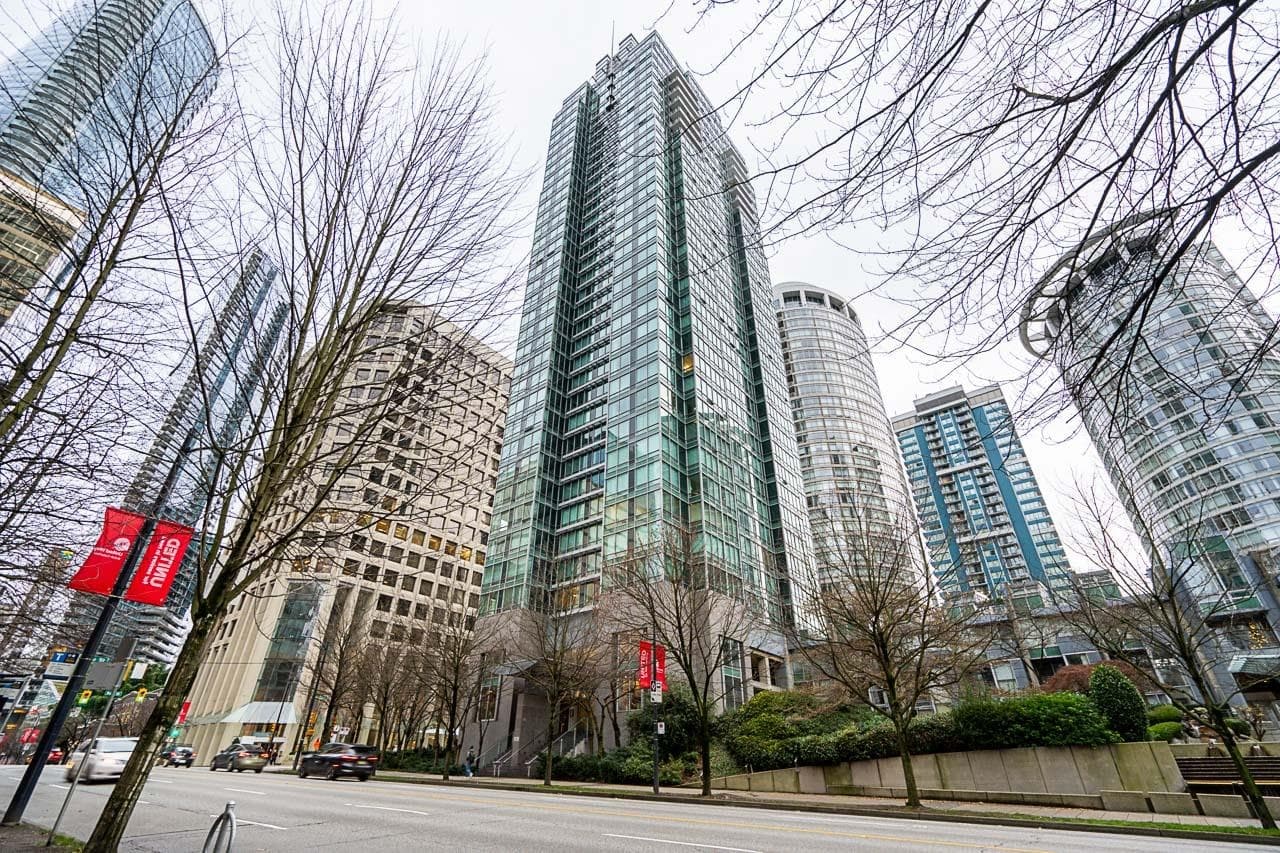 1807 - 1200 W Georgia Street, Vancouver, V6E 4R2 — photo 2