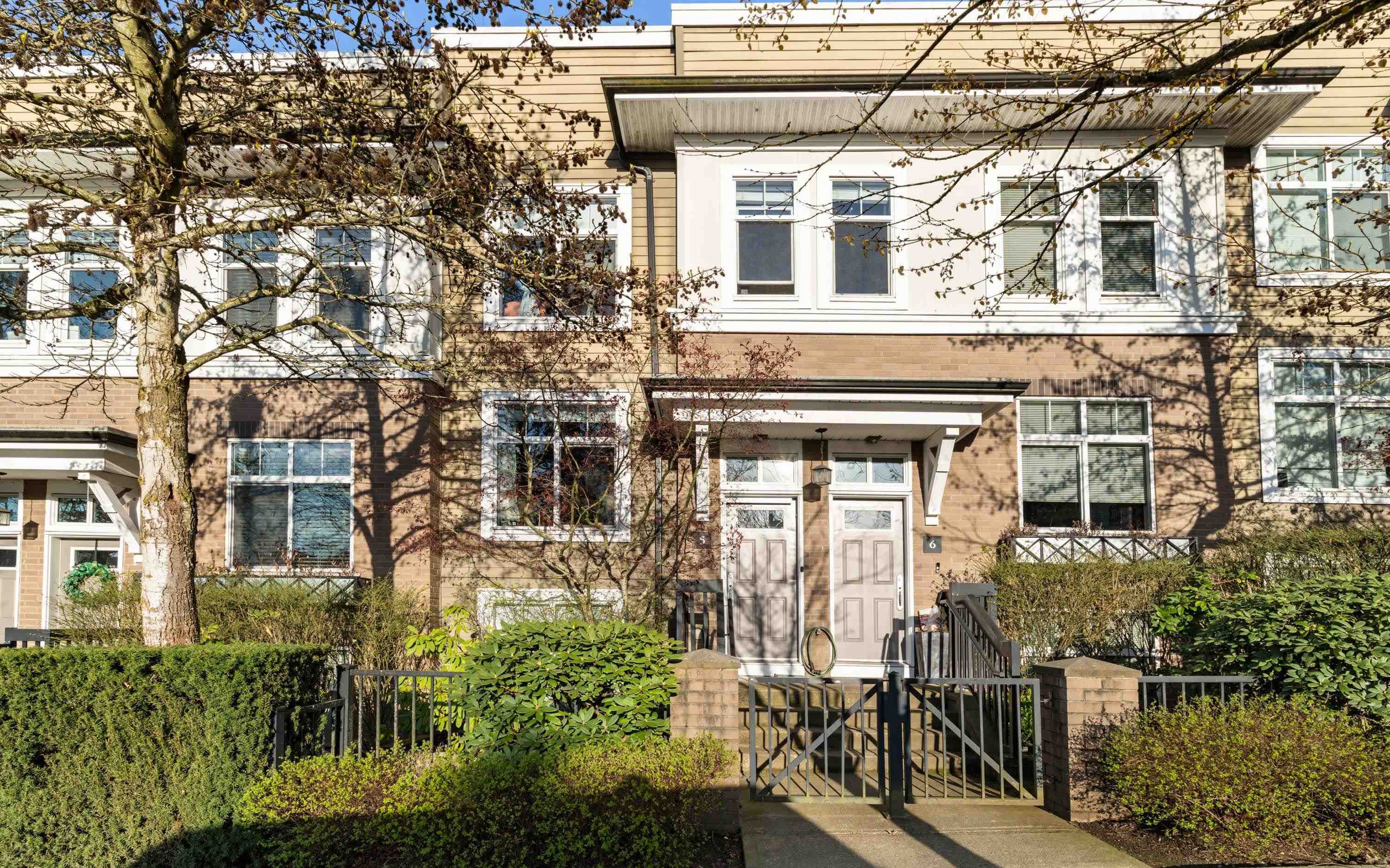 5 - 15833 26th Avenue, Surrey