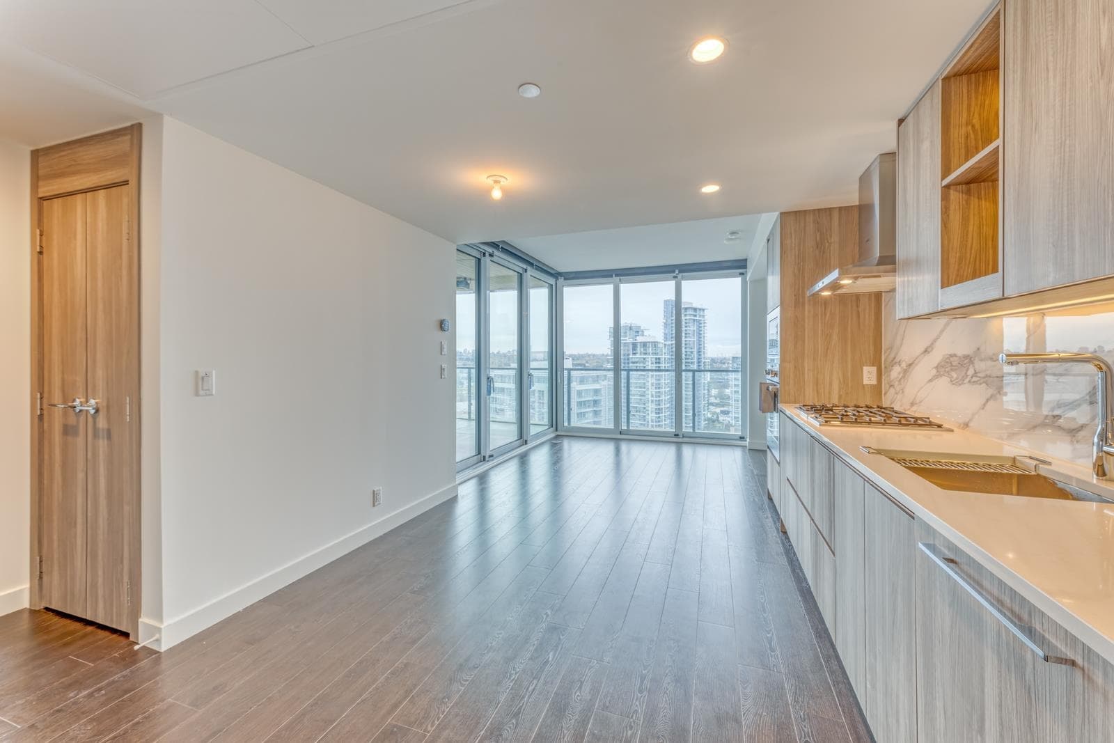 1909 - 4880 Lougheed Highway, Burnaby, V5C 5X3 — photo 5